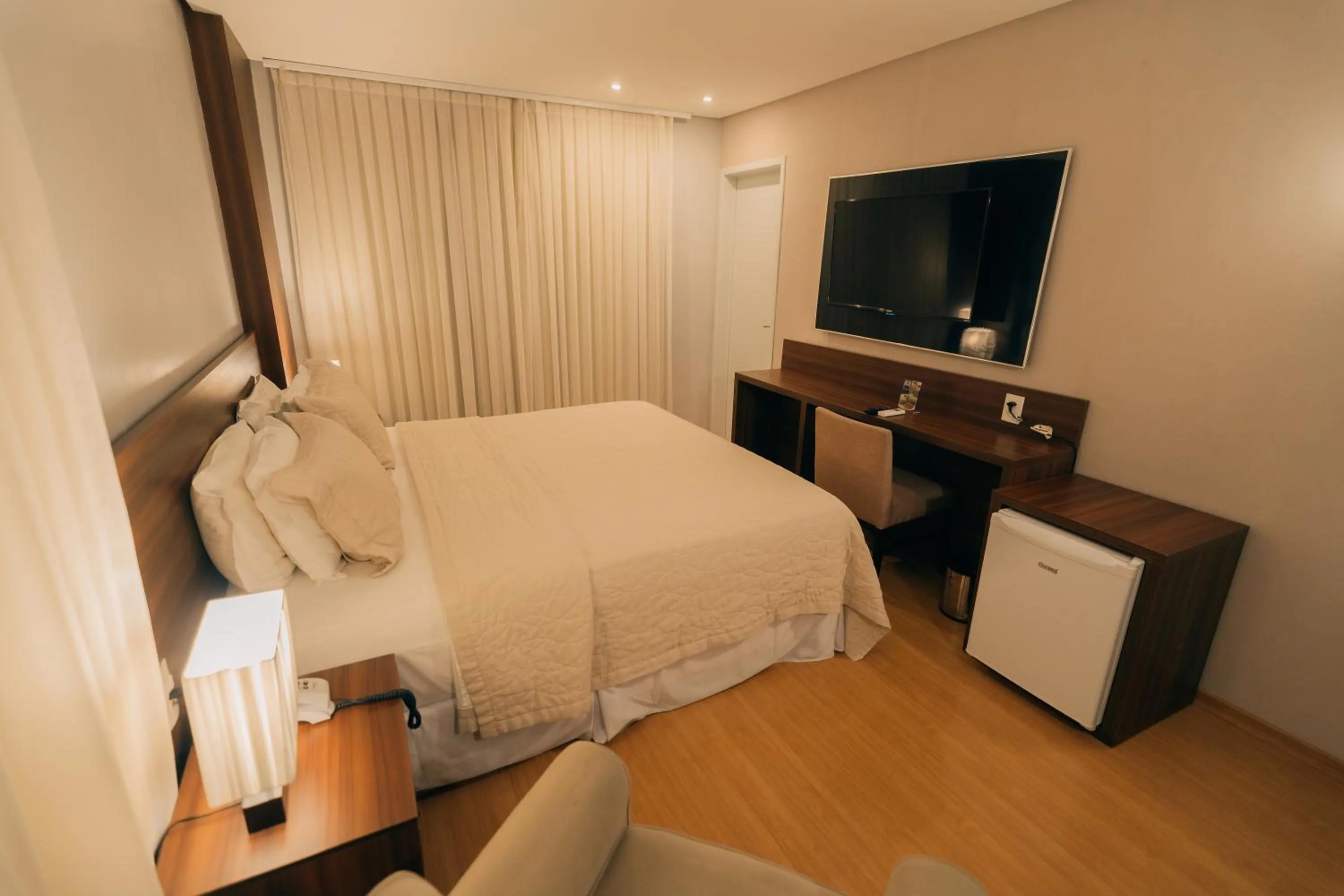 Deluxe Double Room in Hotel Serrano