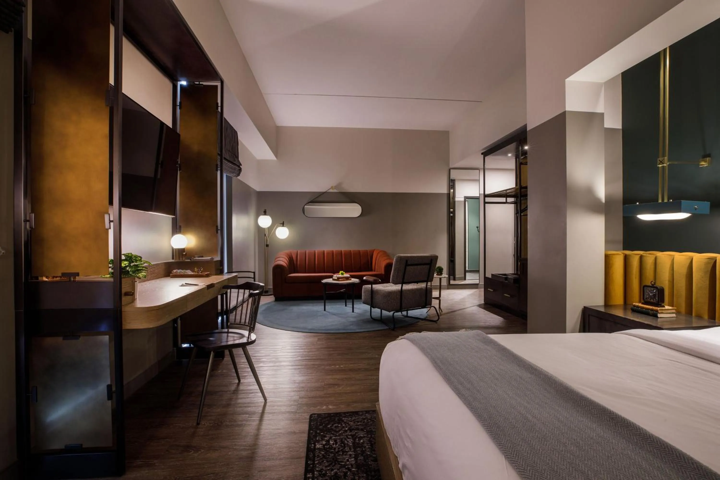 One-Bedroom Corner King Suite with Sofa Bed  in Cyrus Hotel, Topeka, a Tribute Portfolio Hotel