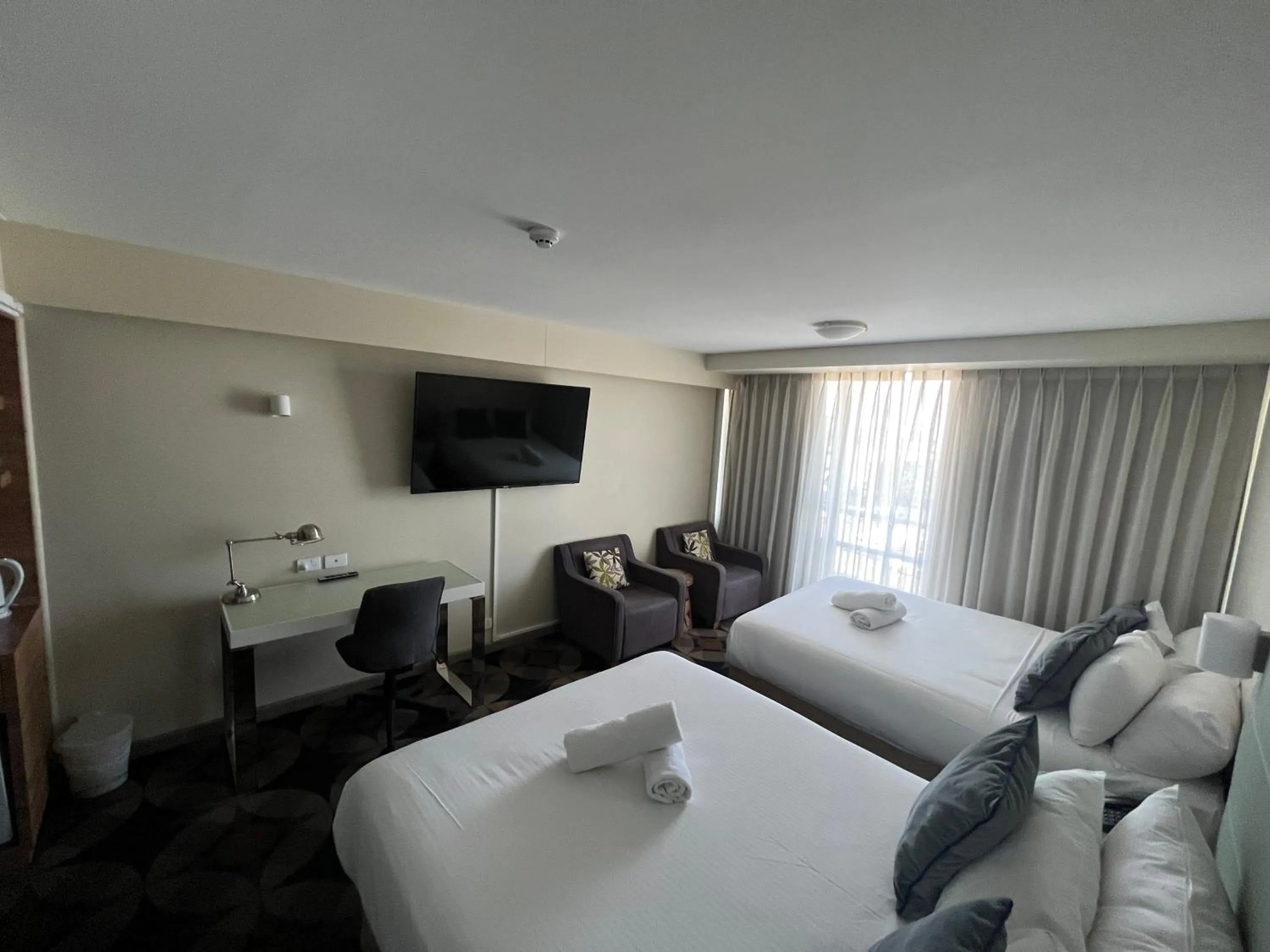 Superior Queen Room with Two Queen Beds in The Gladstone