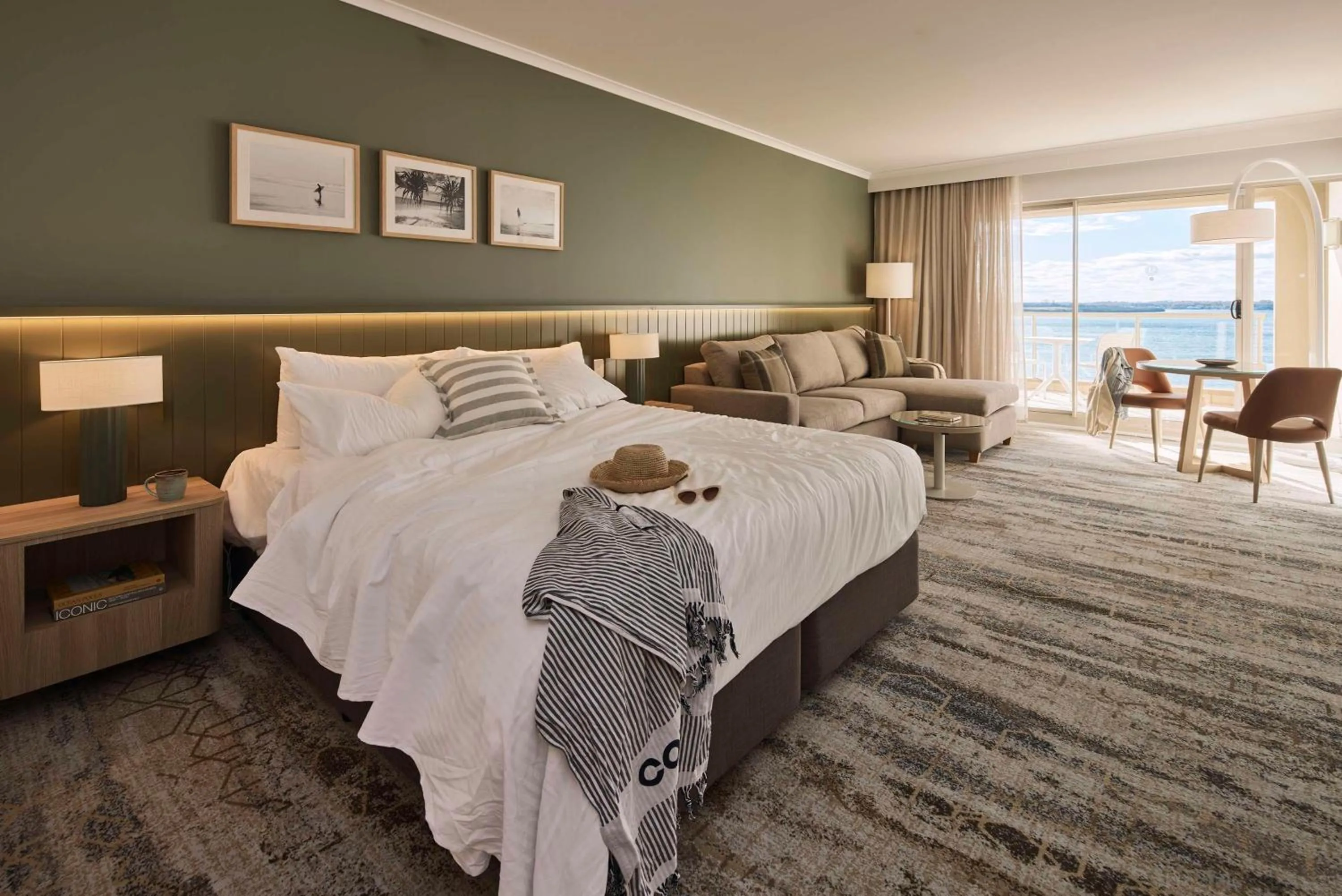 Deluxe King Room with Balcony in Rydges Hotel Port Macquarie