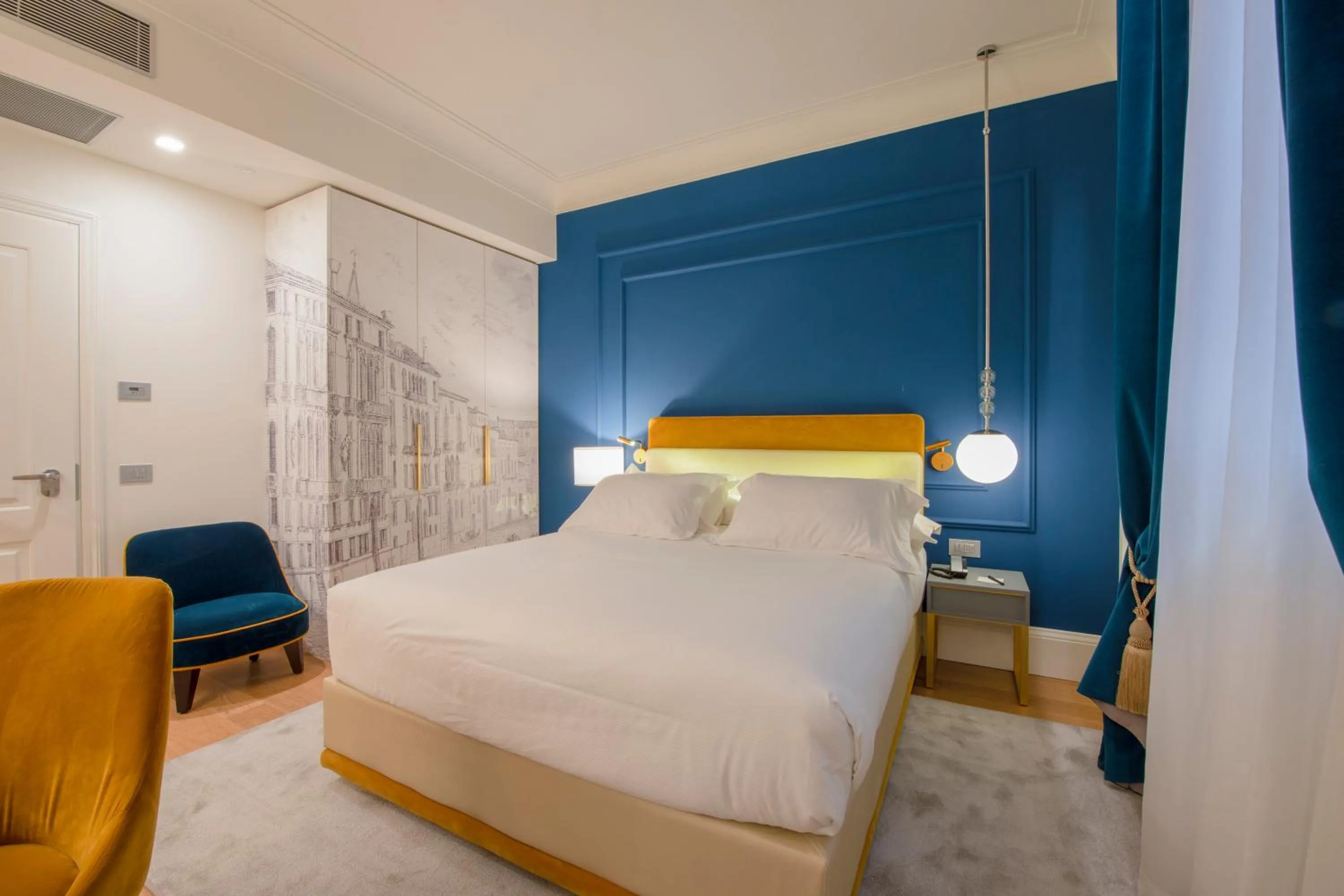 Superior Double or Twin Room in H10 Palazzo Canova