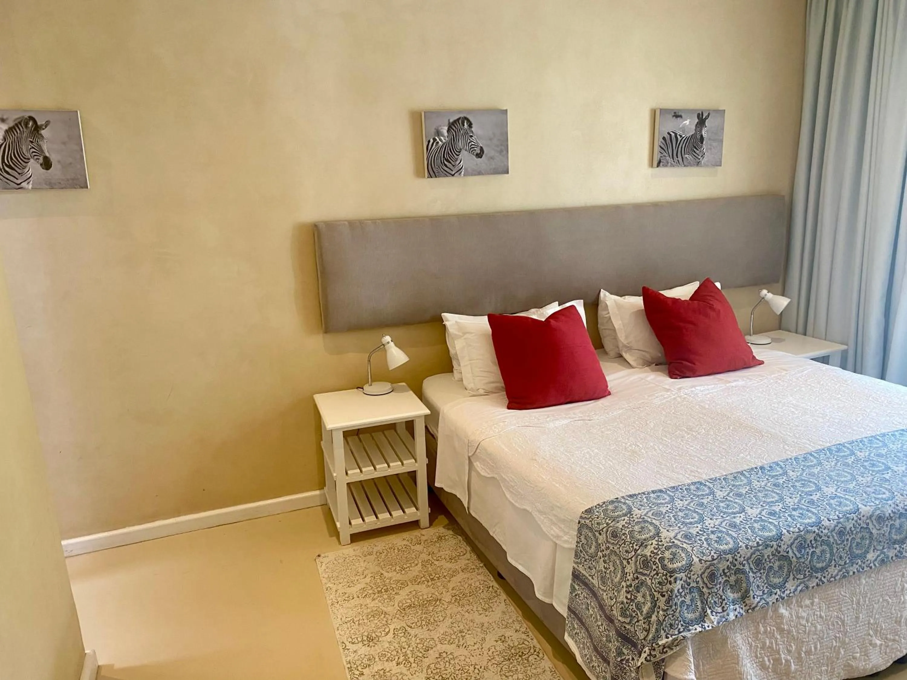 Double Room with Mountain View - single occupancy in The View Swellendam B&B