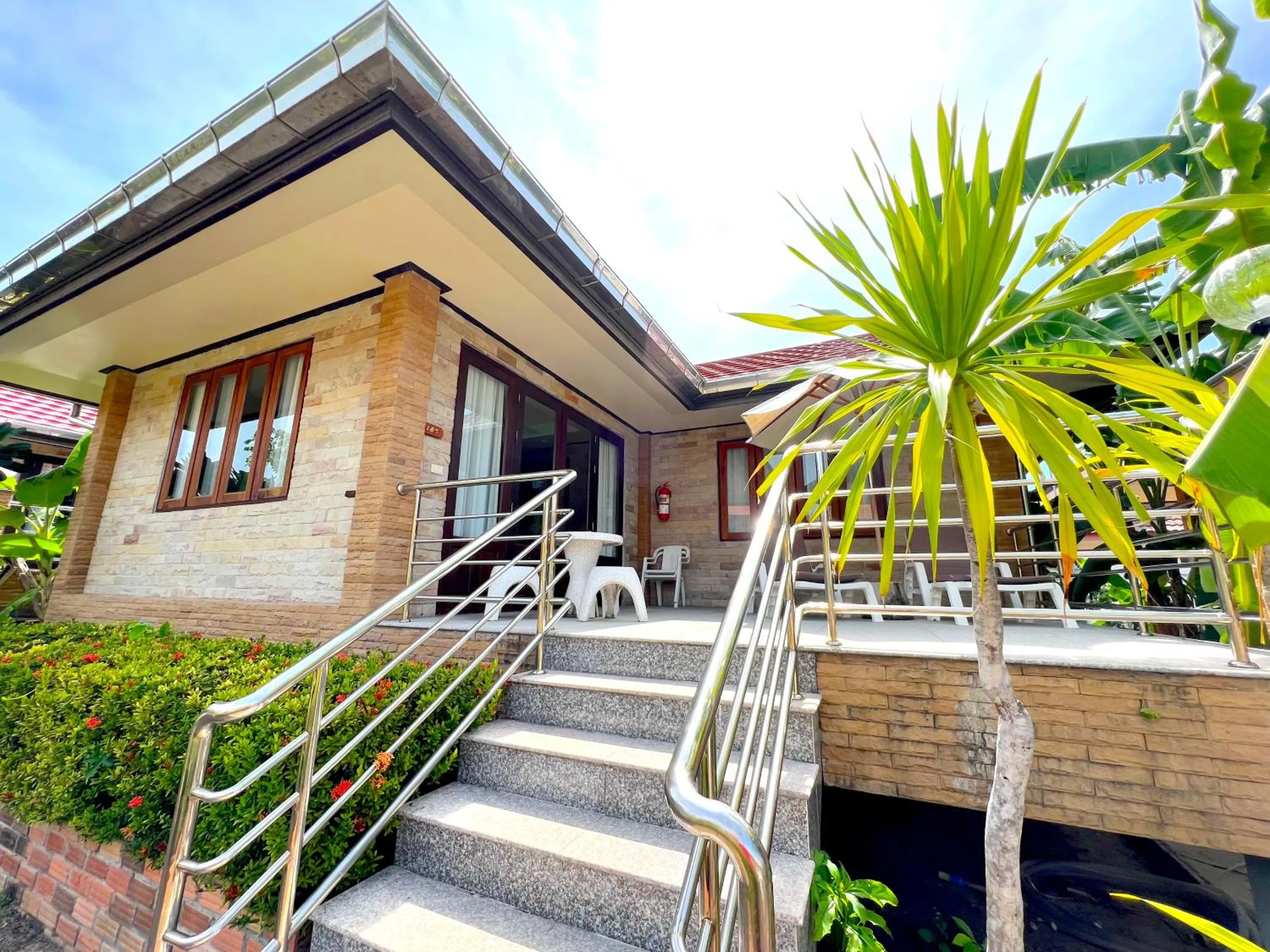 One-Bedroom Villa with Pool view in PS Thana Resort