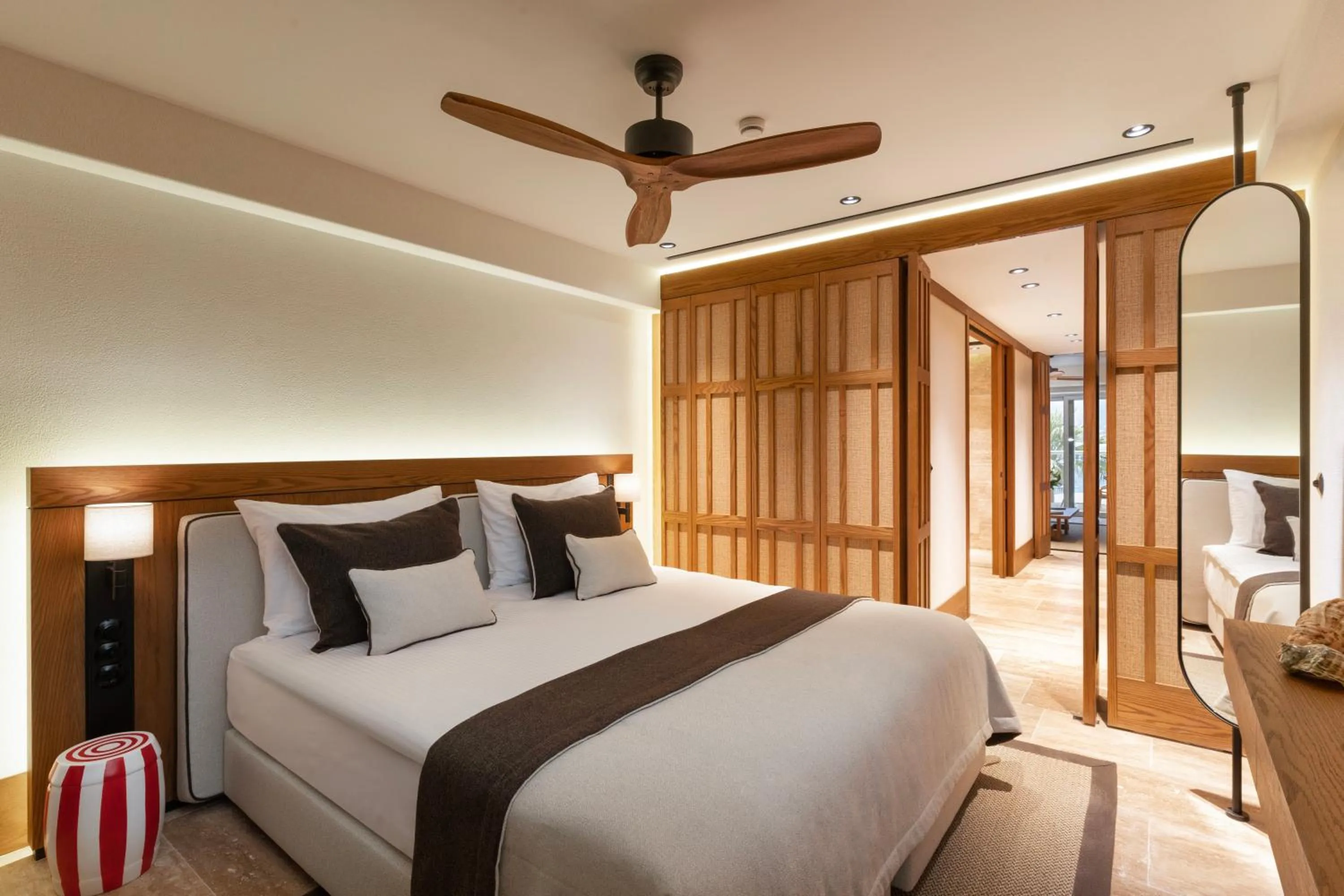 Marina Bay Suite in Avantgarde Refined Yalıkavak