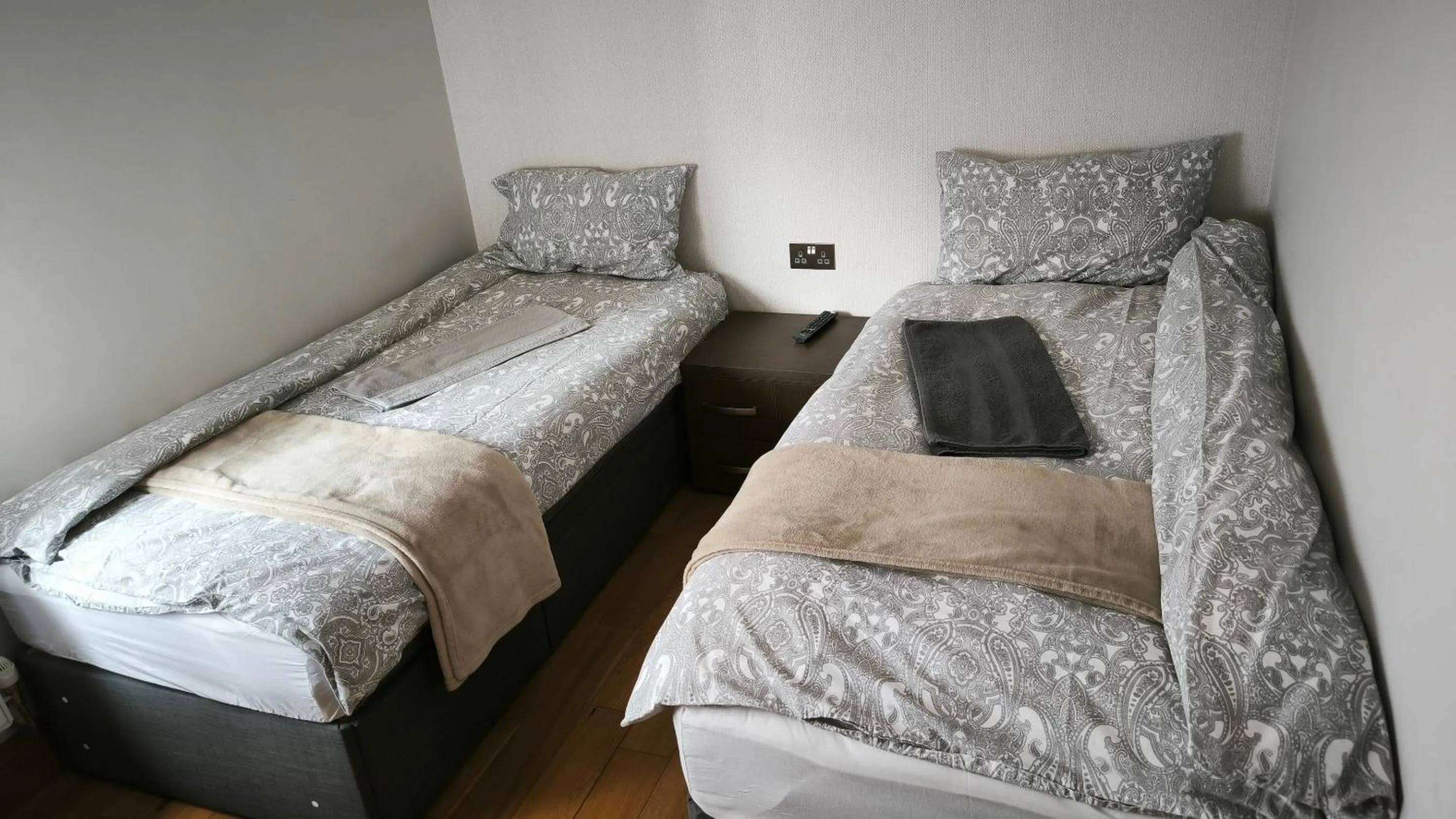 Deluxe Family Room in OYO The Kilburn Arms