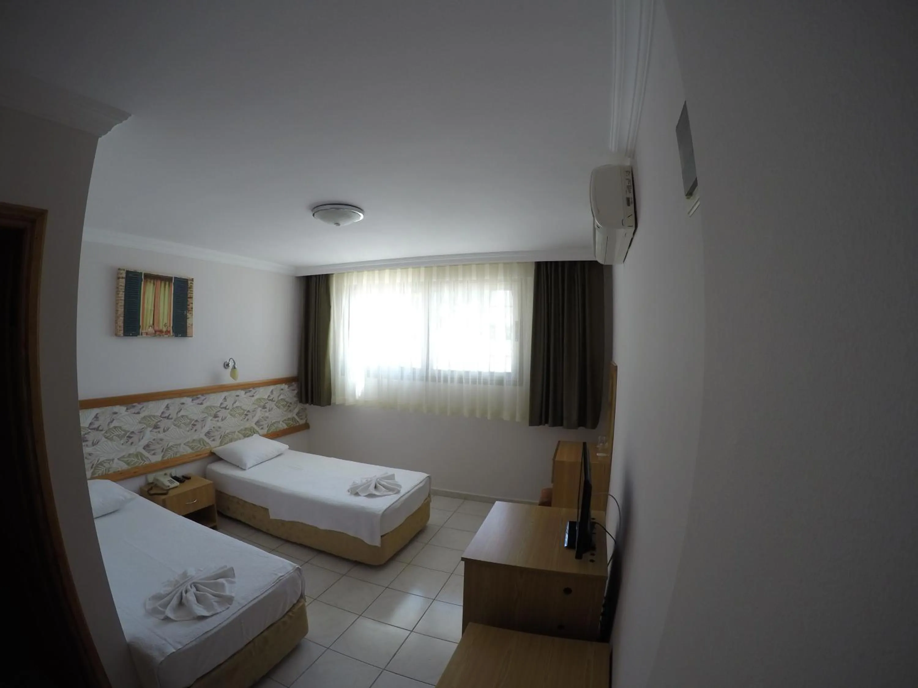 Standard Twin Room in Gun-Ay Hotel