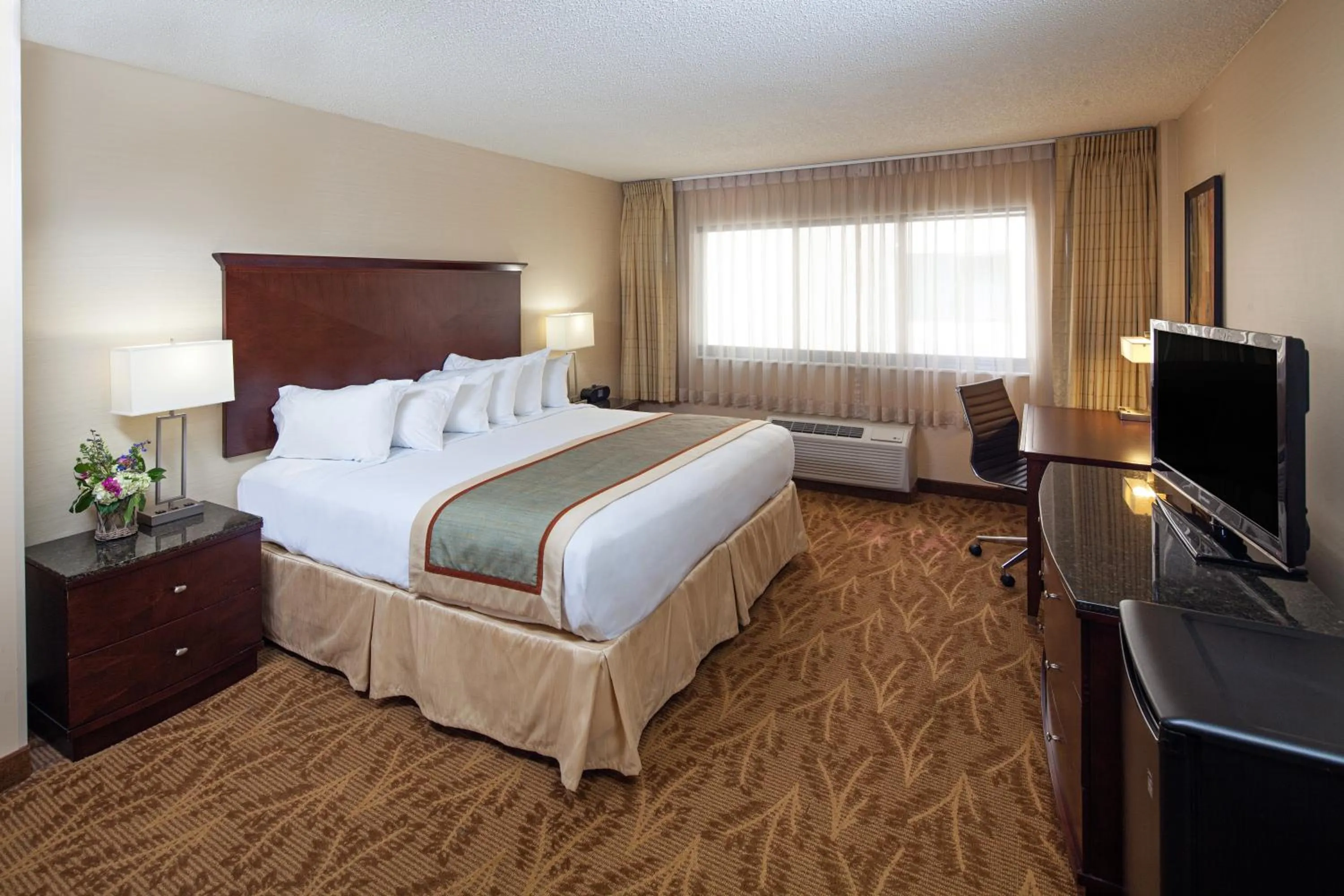 King Room in Kahler Inn and Suites