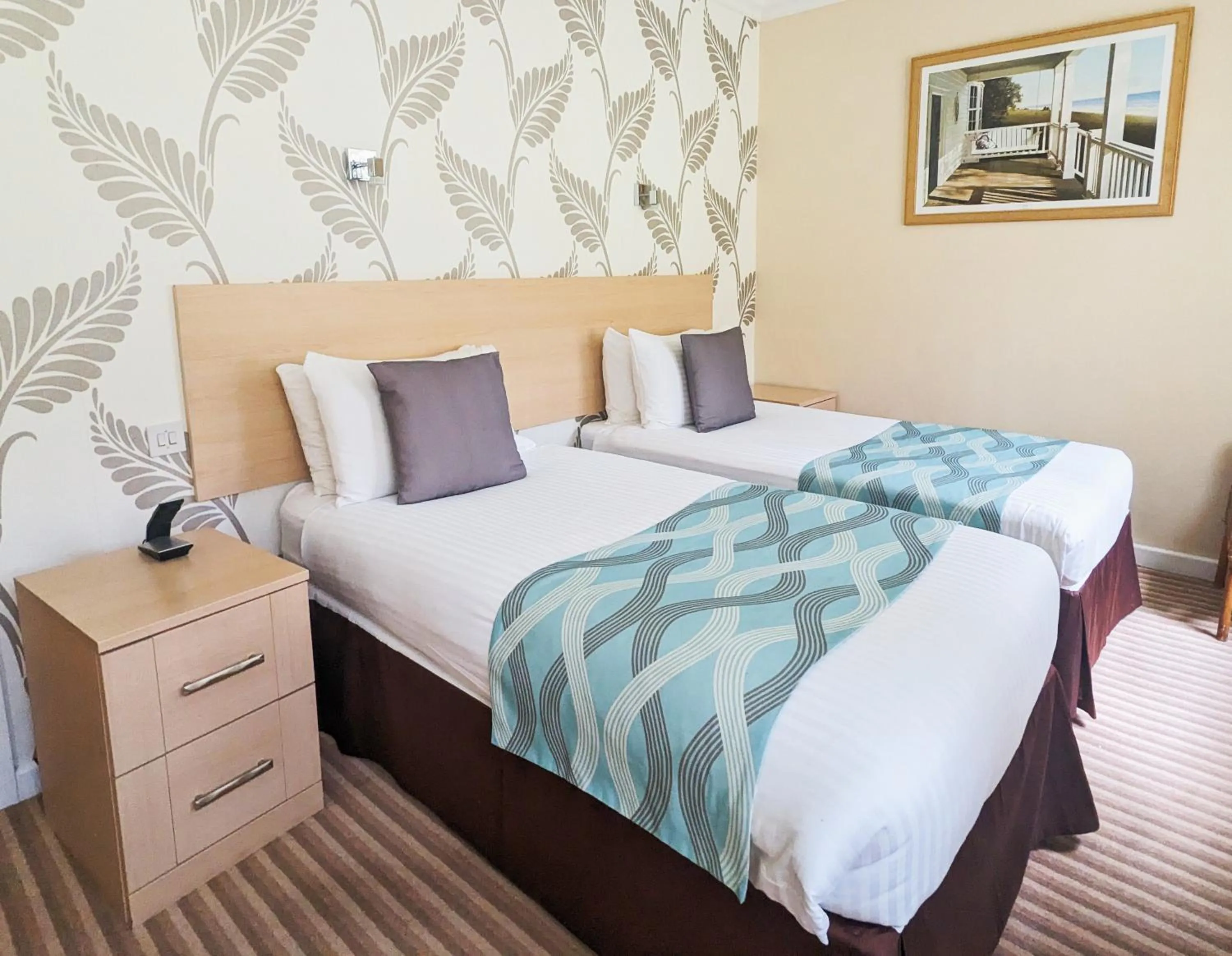 Standard Twin Room in Biarritz Hotel