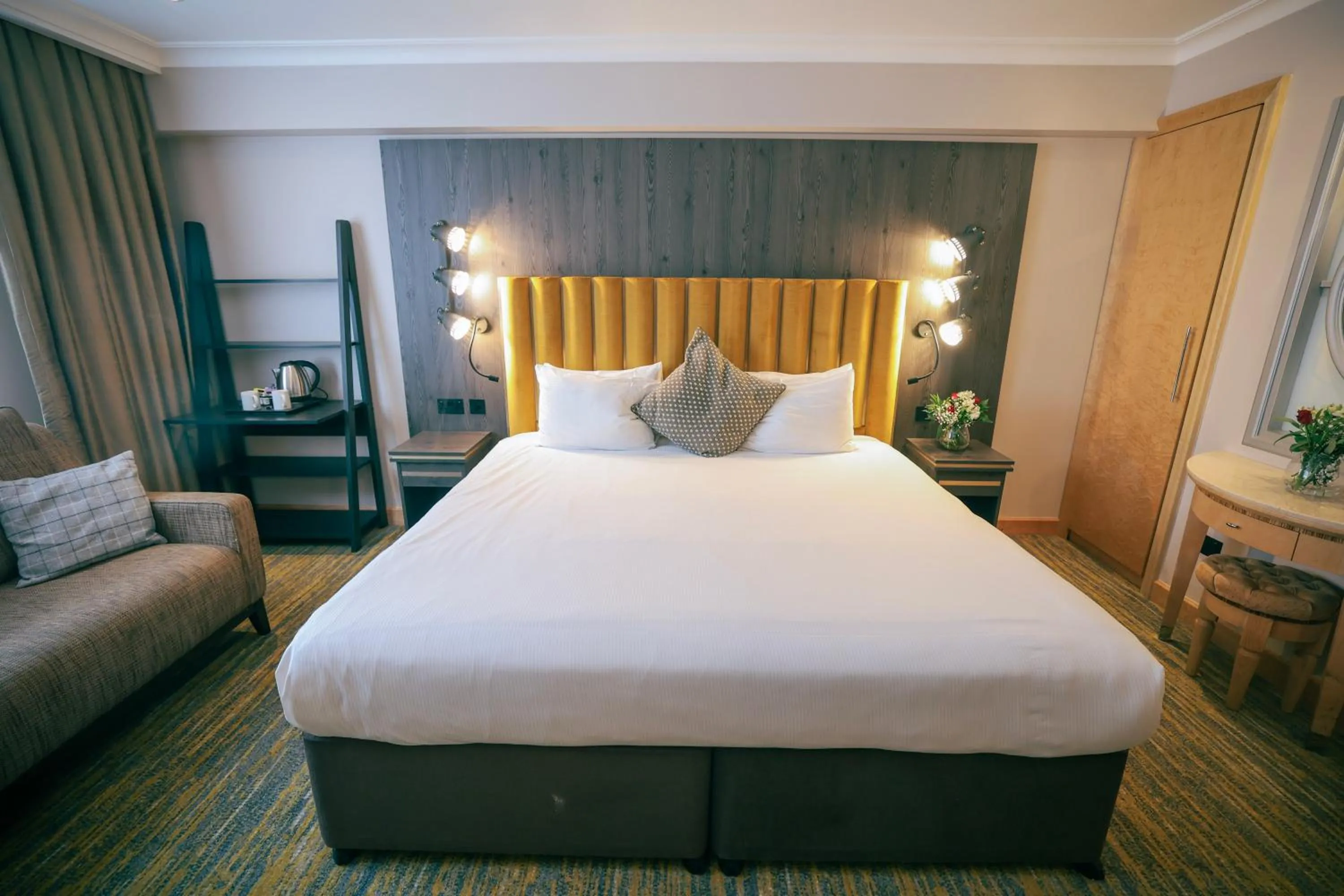 Superior King Room in Courthouse Hotel London