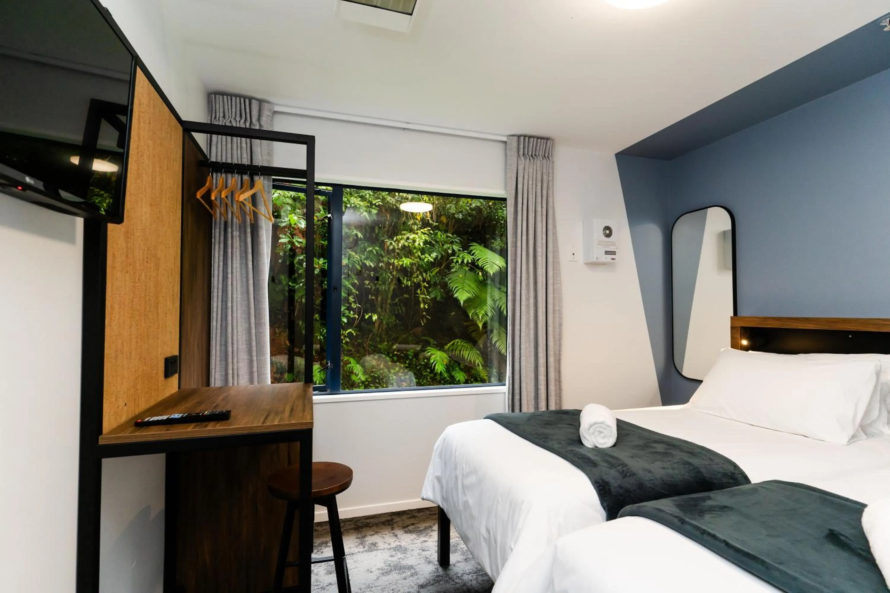 Twin Room in Haka House Franz Josef