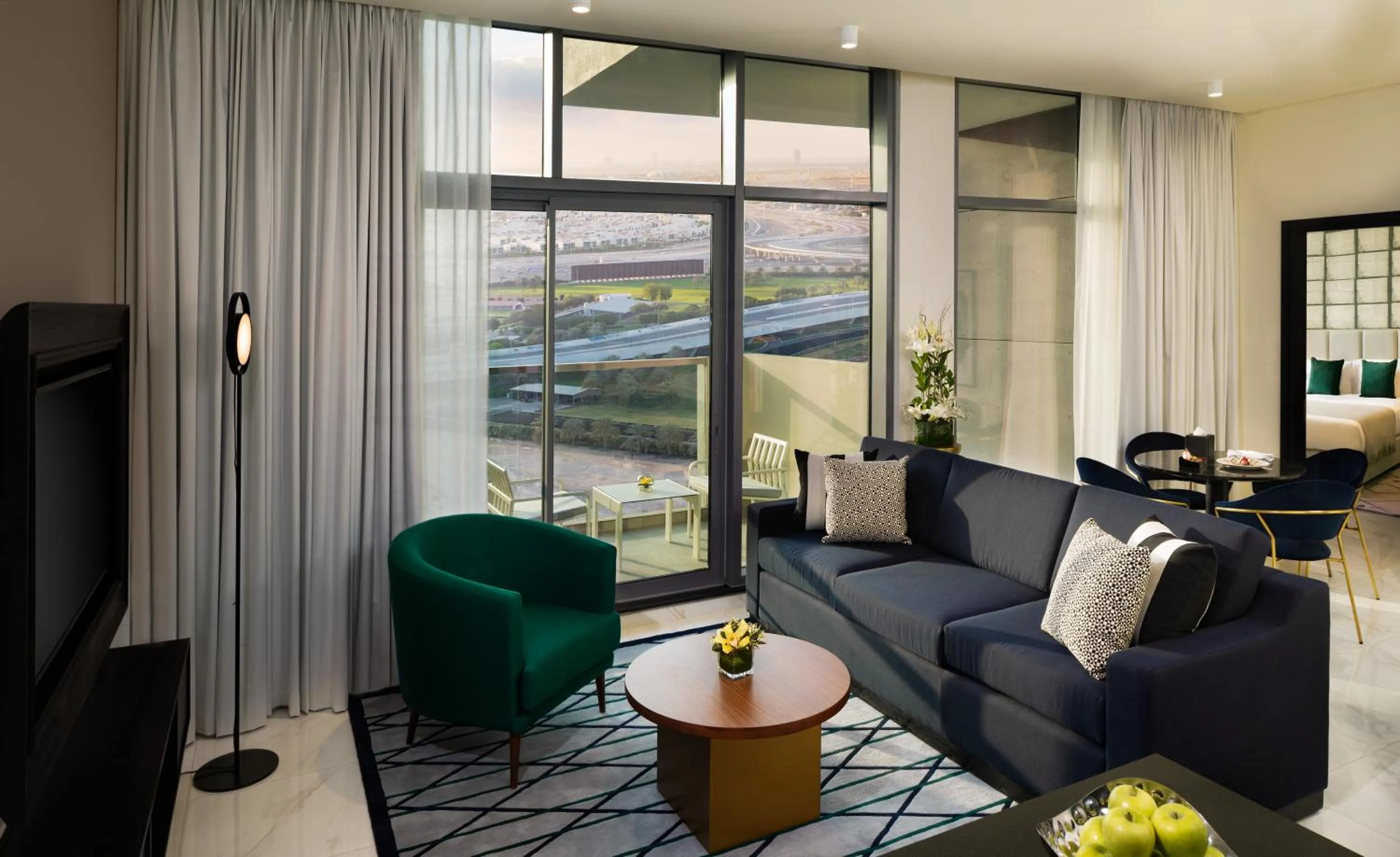 Premium One-Bedroom Apartment with Free Beach and Mall Shuttle in Millennium Atria Business Bay