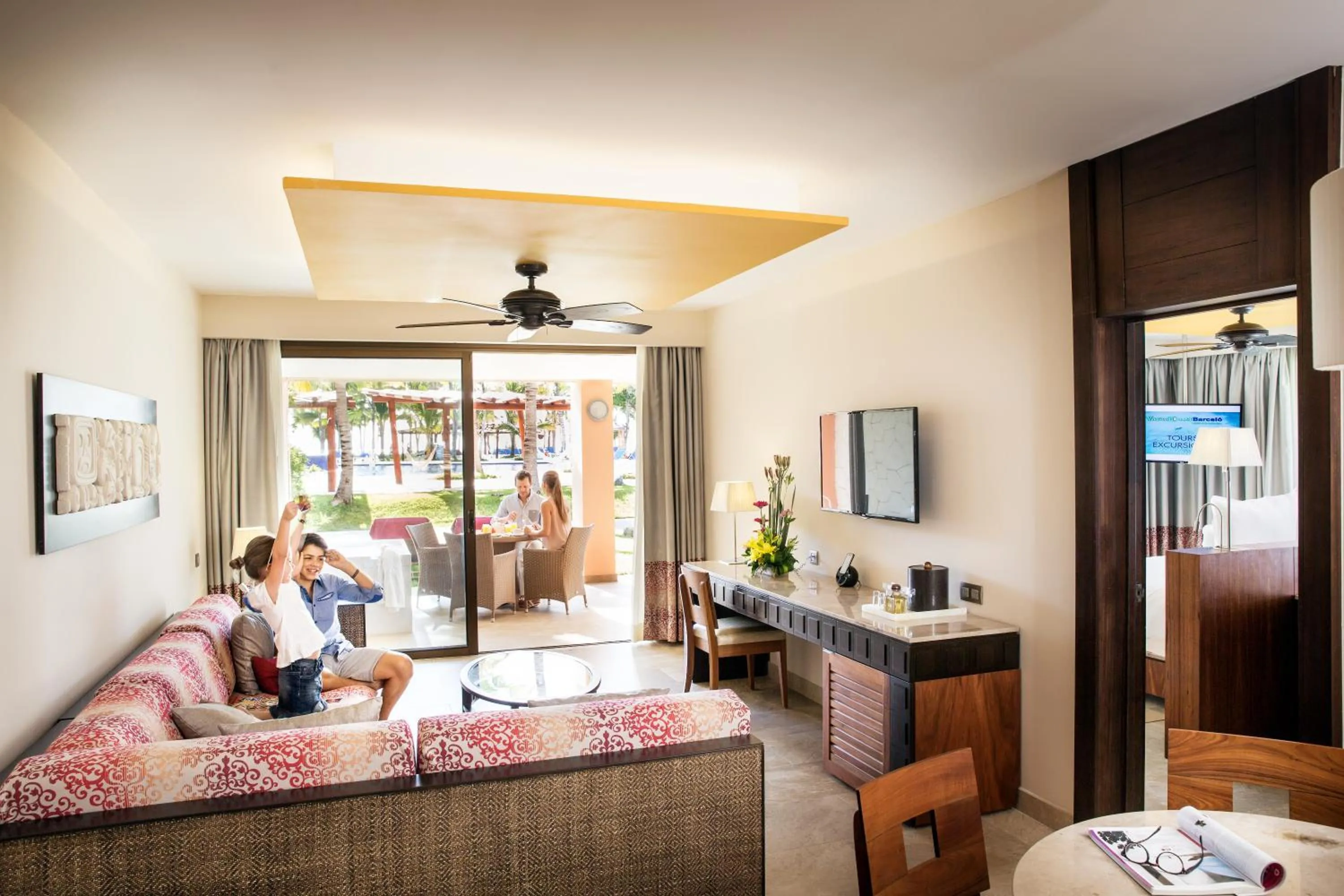 Suite Ocean Front Premium Level - single occupancy in Barceló Maya Beach - All Inclusive