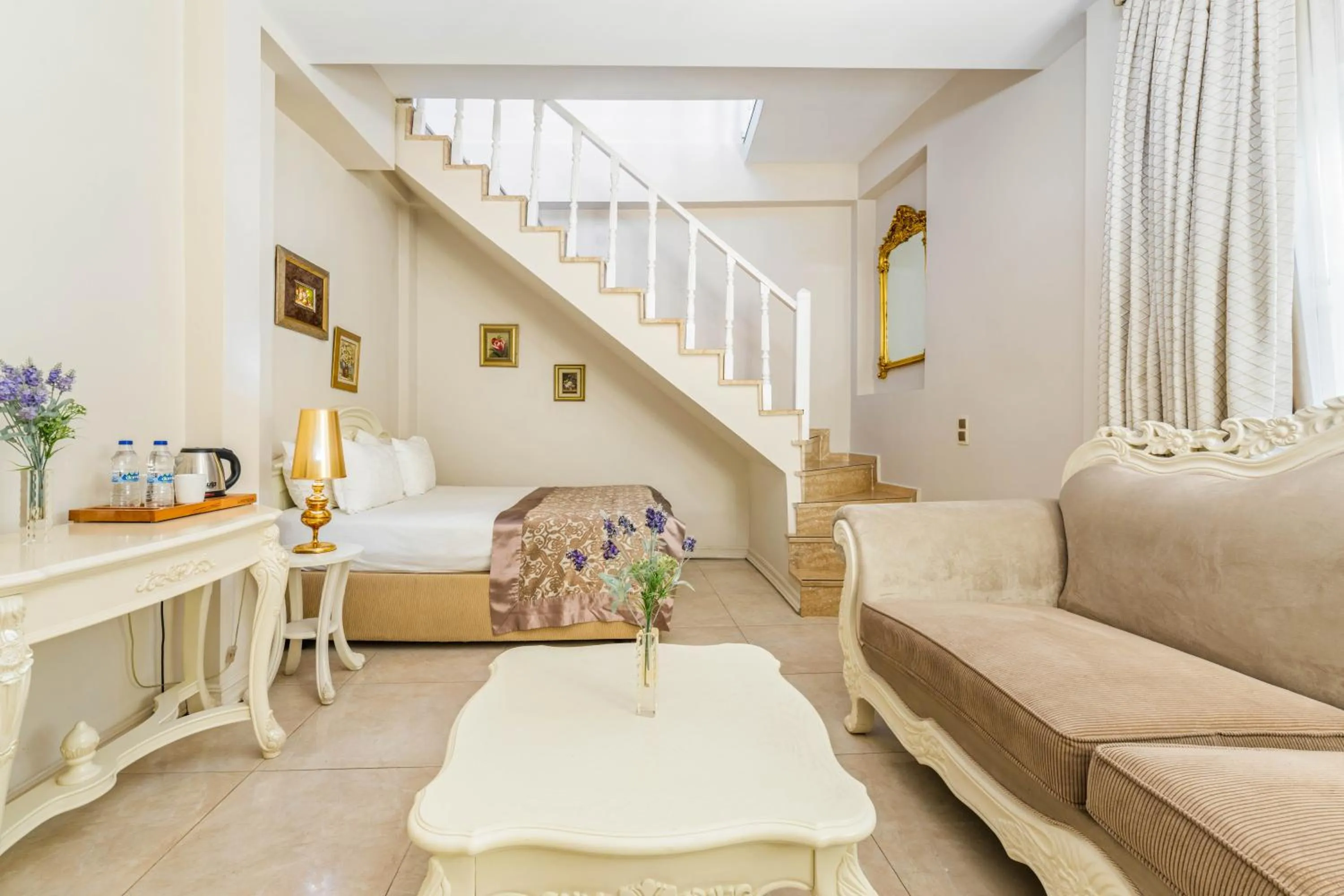 Duplex Quadruple Room in Elegance East Hotel