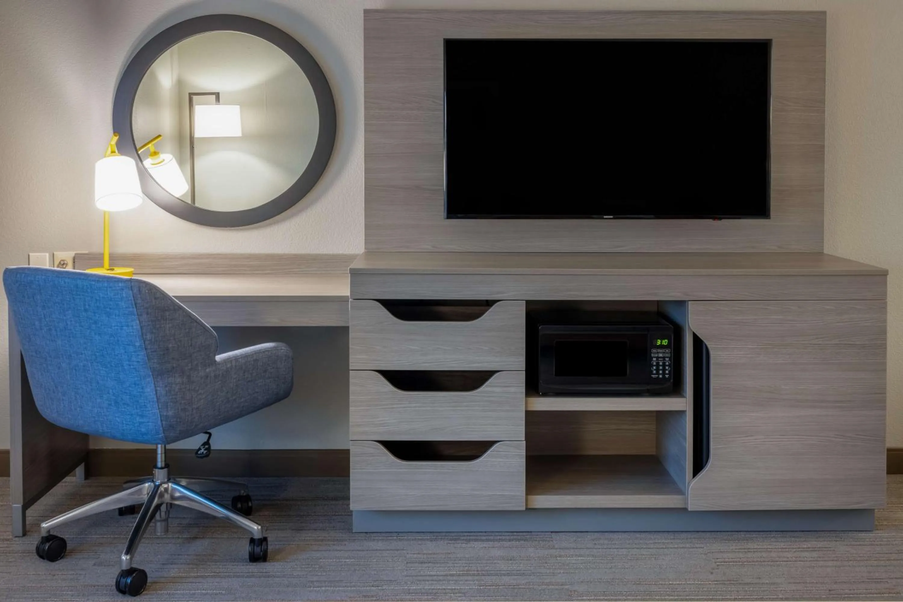 King Room - Mobility Access/Non-Smoking in Hampton Inn Harriman Woodbury