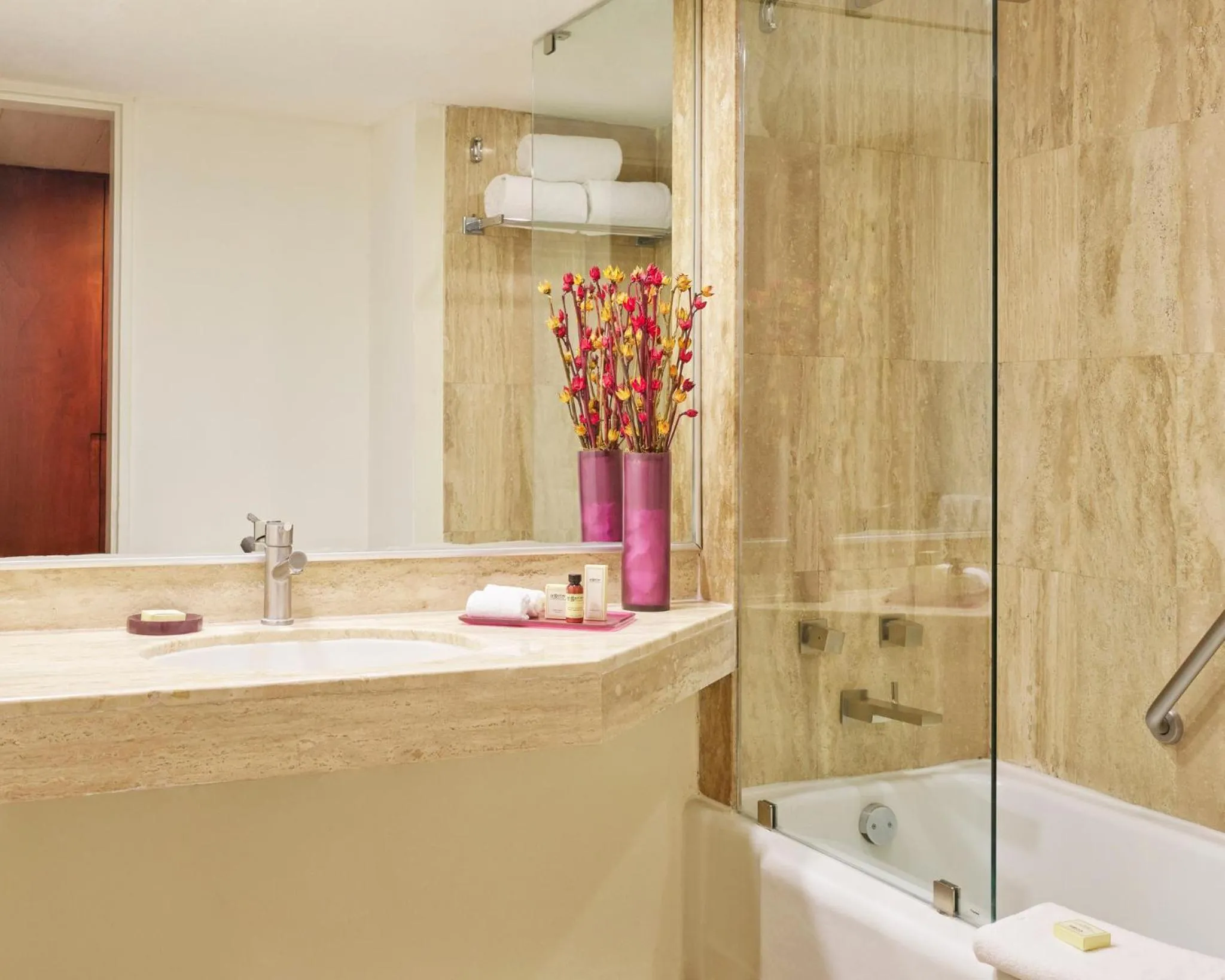 Master Suite, 1 King in Fiesta Americana Reforma