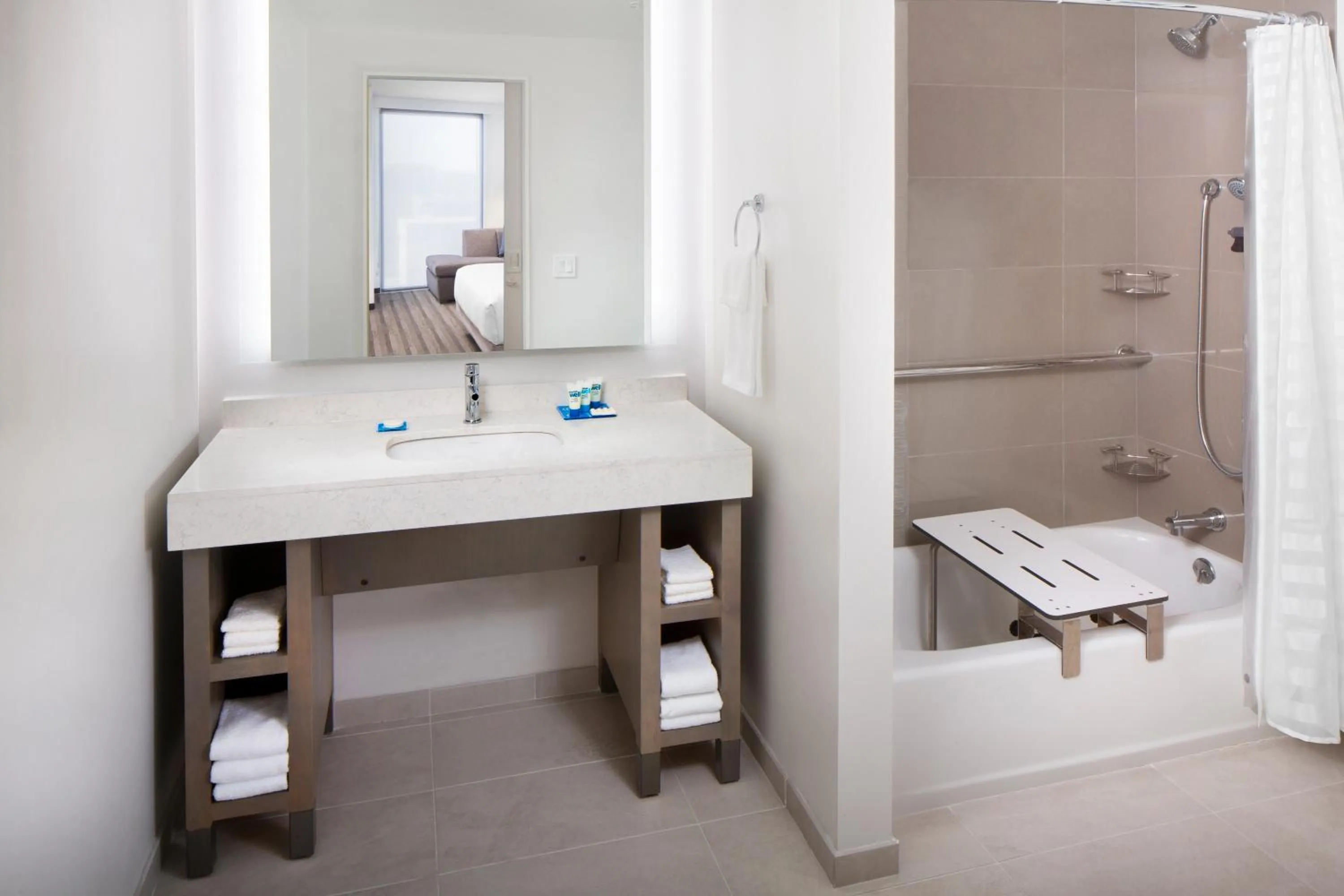 Studio Suite with Two Queen Beds with Sofa Bed, Kitchen and Tub - Disability Access in Hyatt House Nashville at Vanderbilt