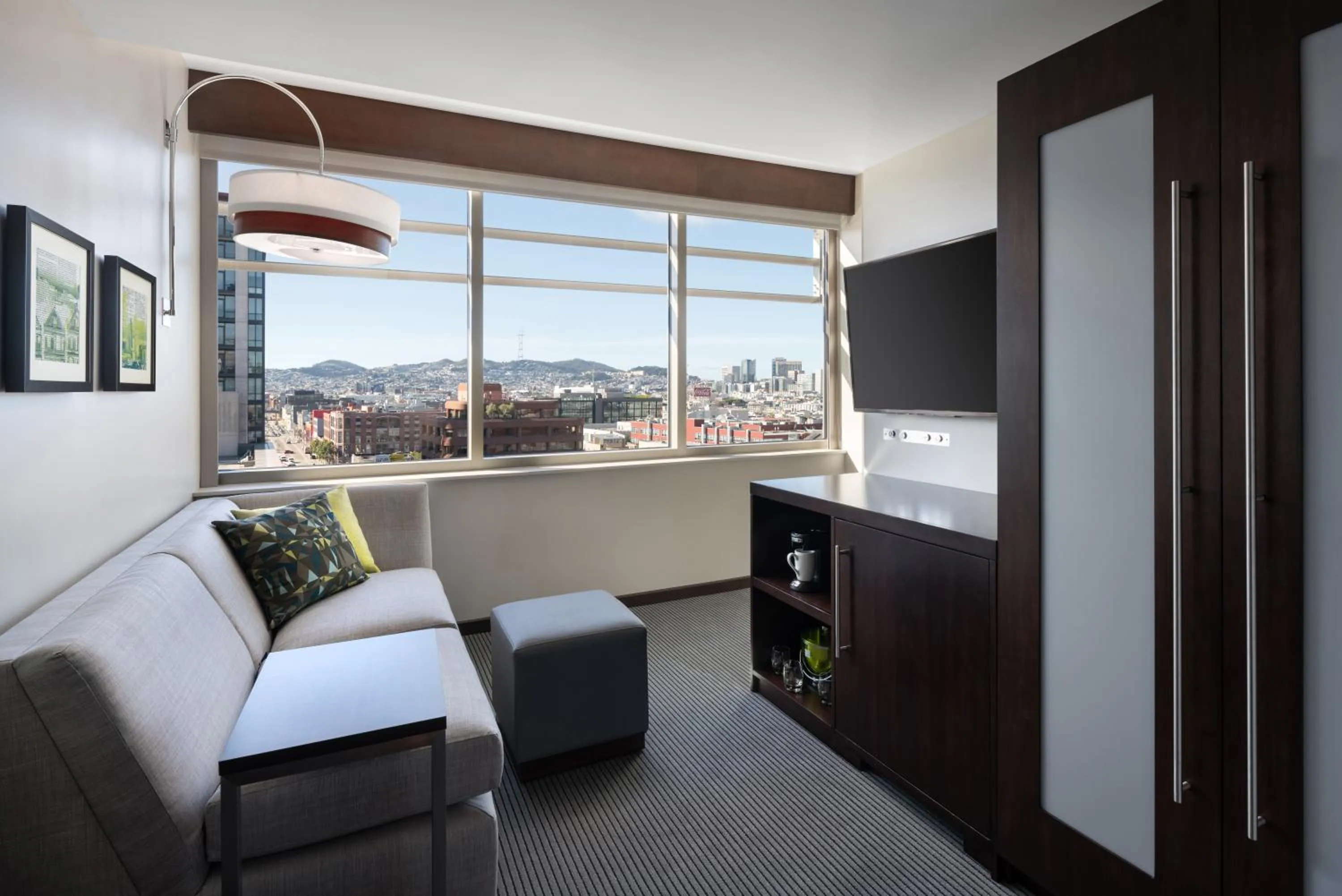 One-Bedroom King Suite with Sofa Bed in Hyatt Place San Francisco/Downtown