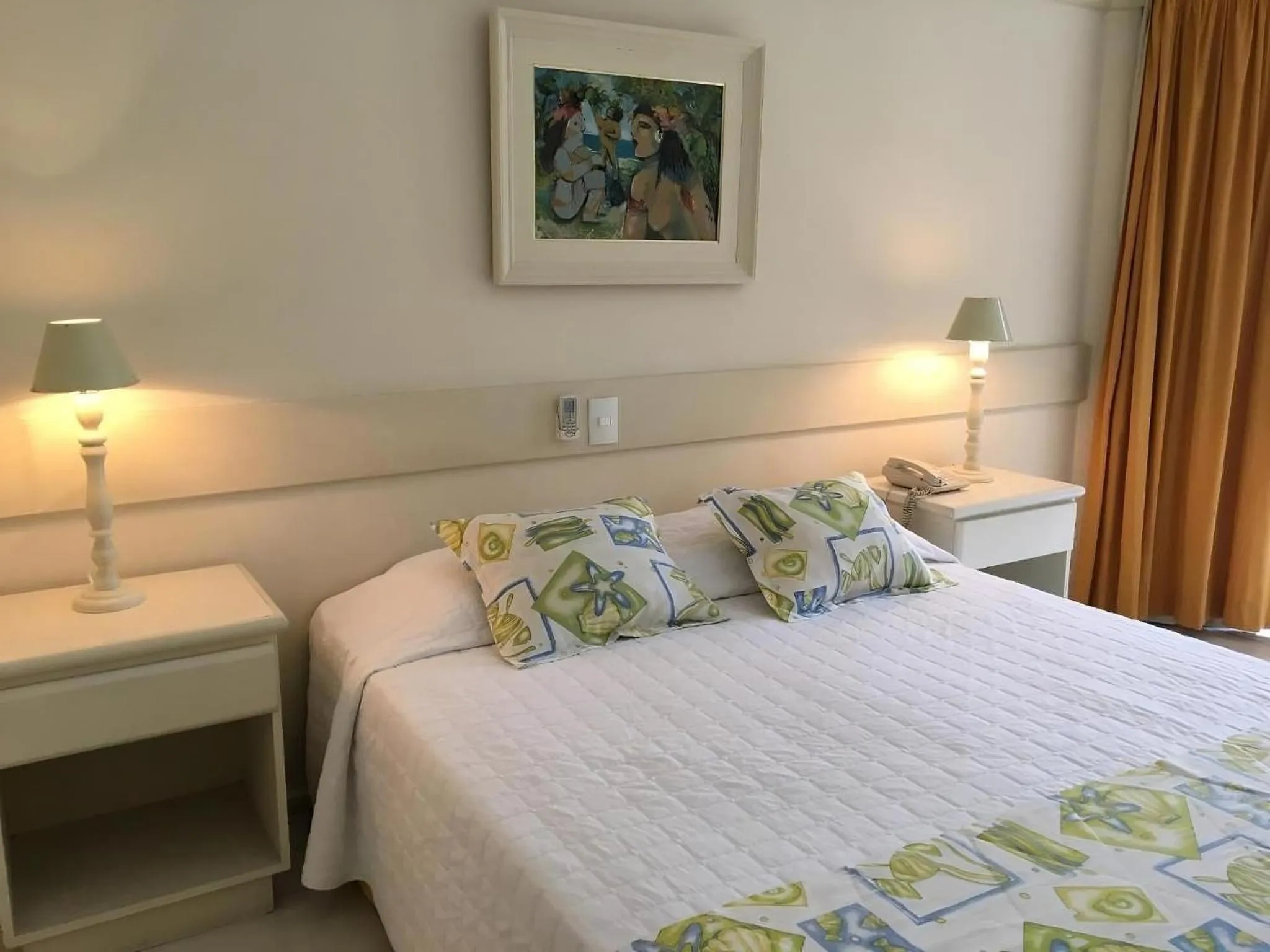 Deluxe with Pool View in Praia Brava Hotel