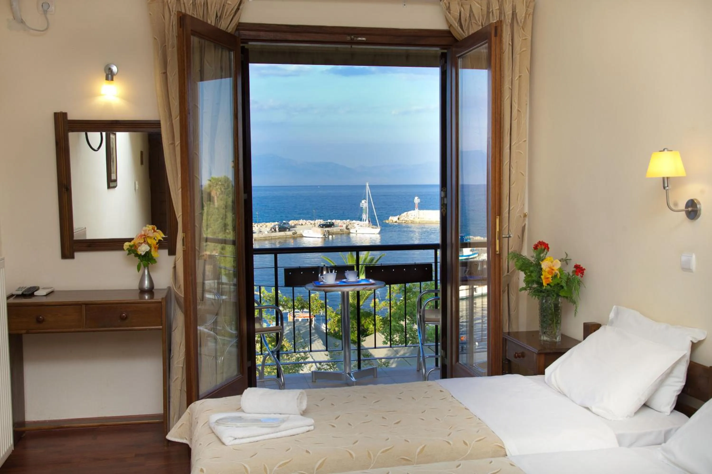 Twin Room with Sea View in Akroyali Hotel & Villas
