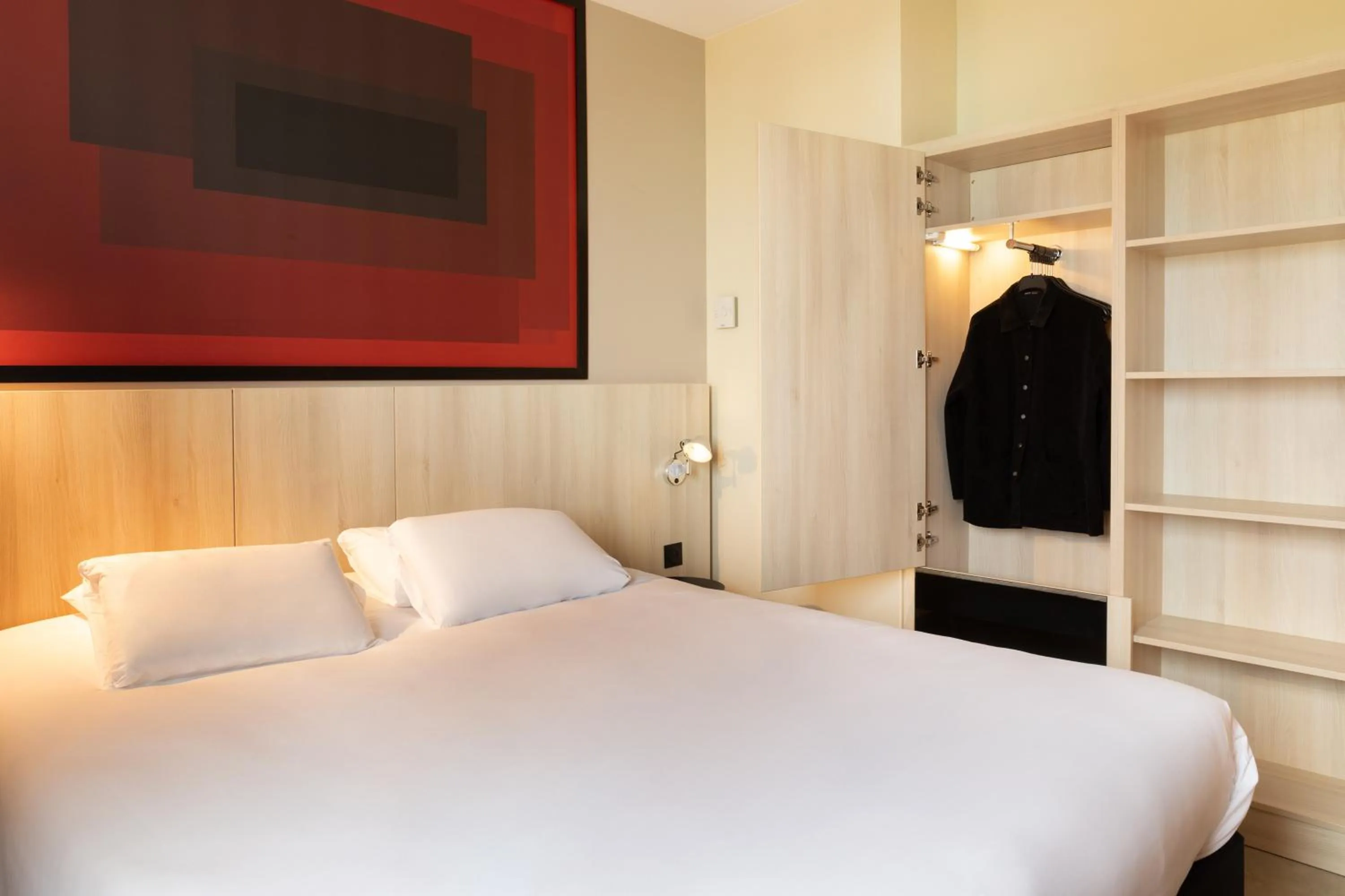 Standard Double Room in Kyriad Douai