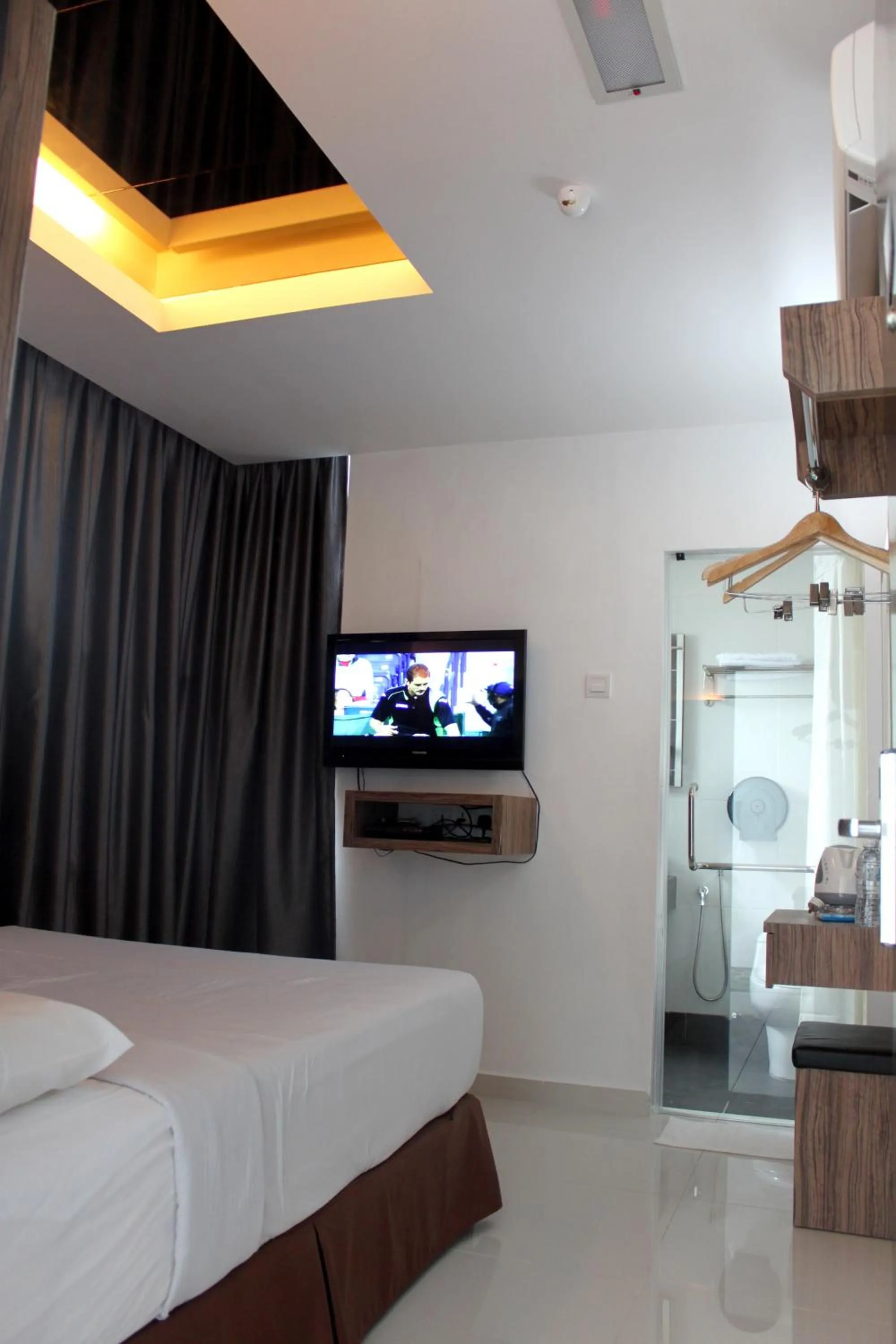 Deluxe Double Room in Dream Hotel