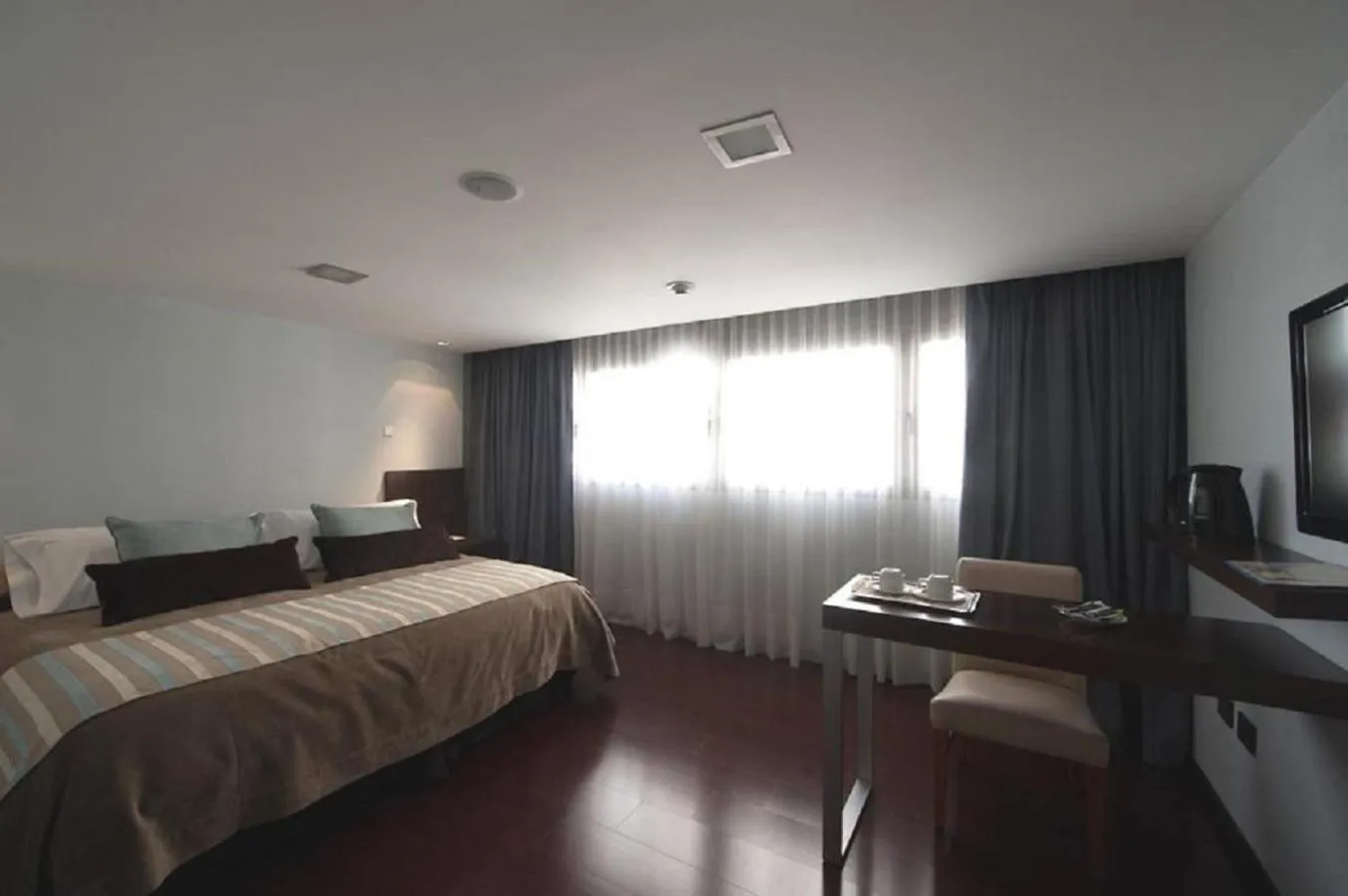 Superior King Room - single occupancy in Ariston Hotel