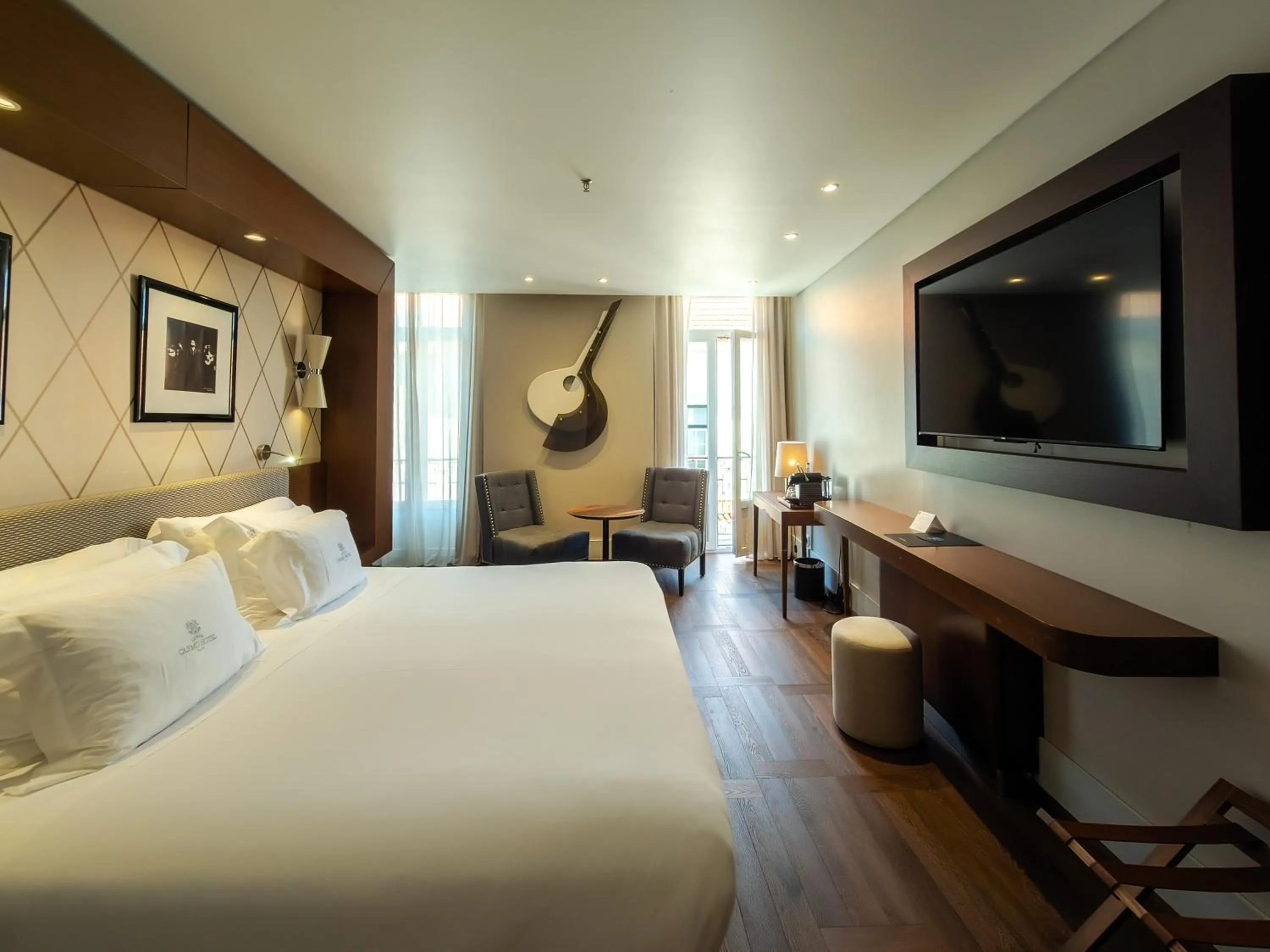 Family Suite in Lisboa Carmo Hotel