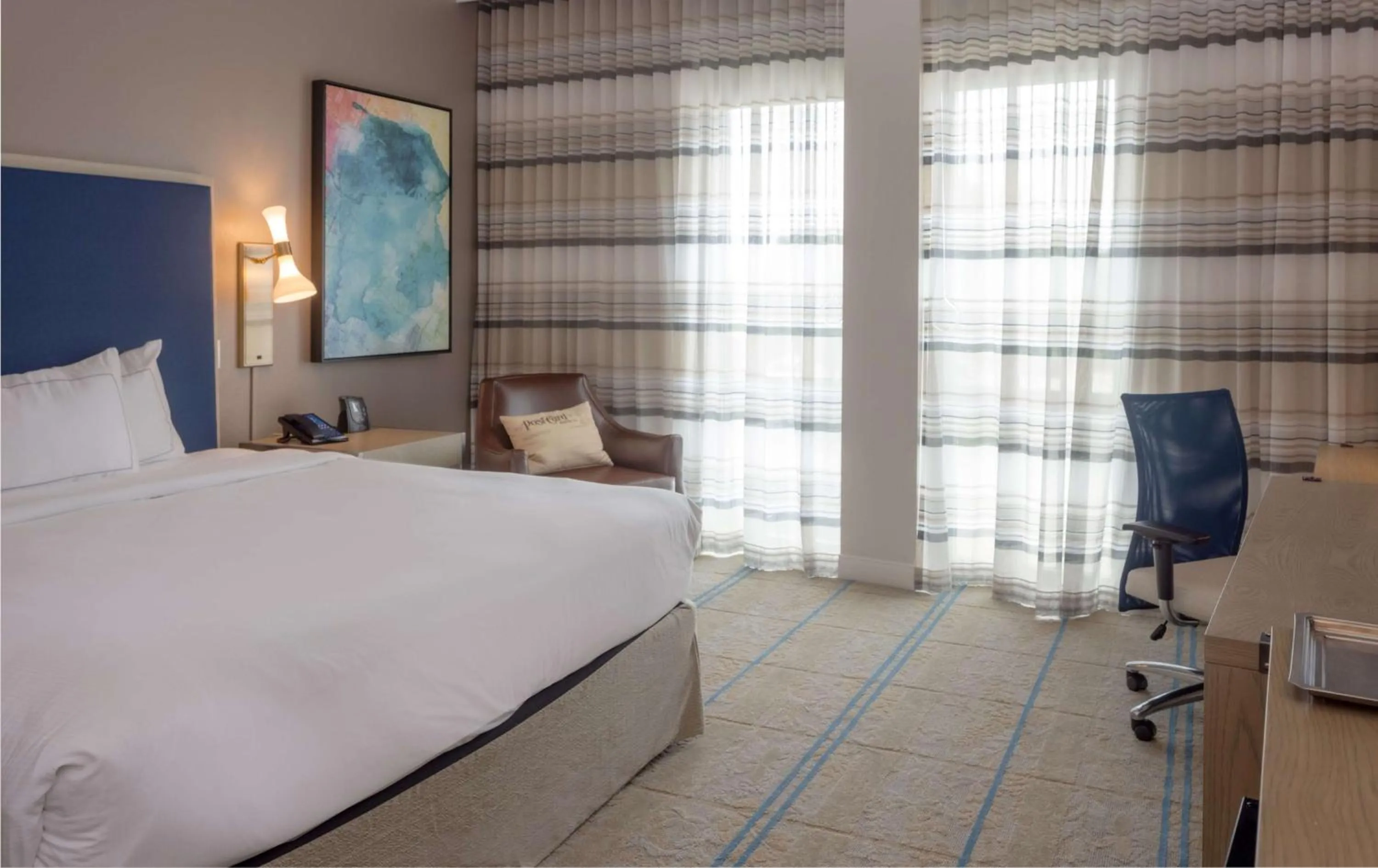 King Room in Hilton Austin Airport