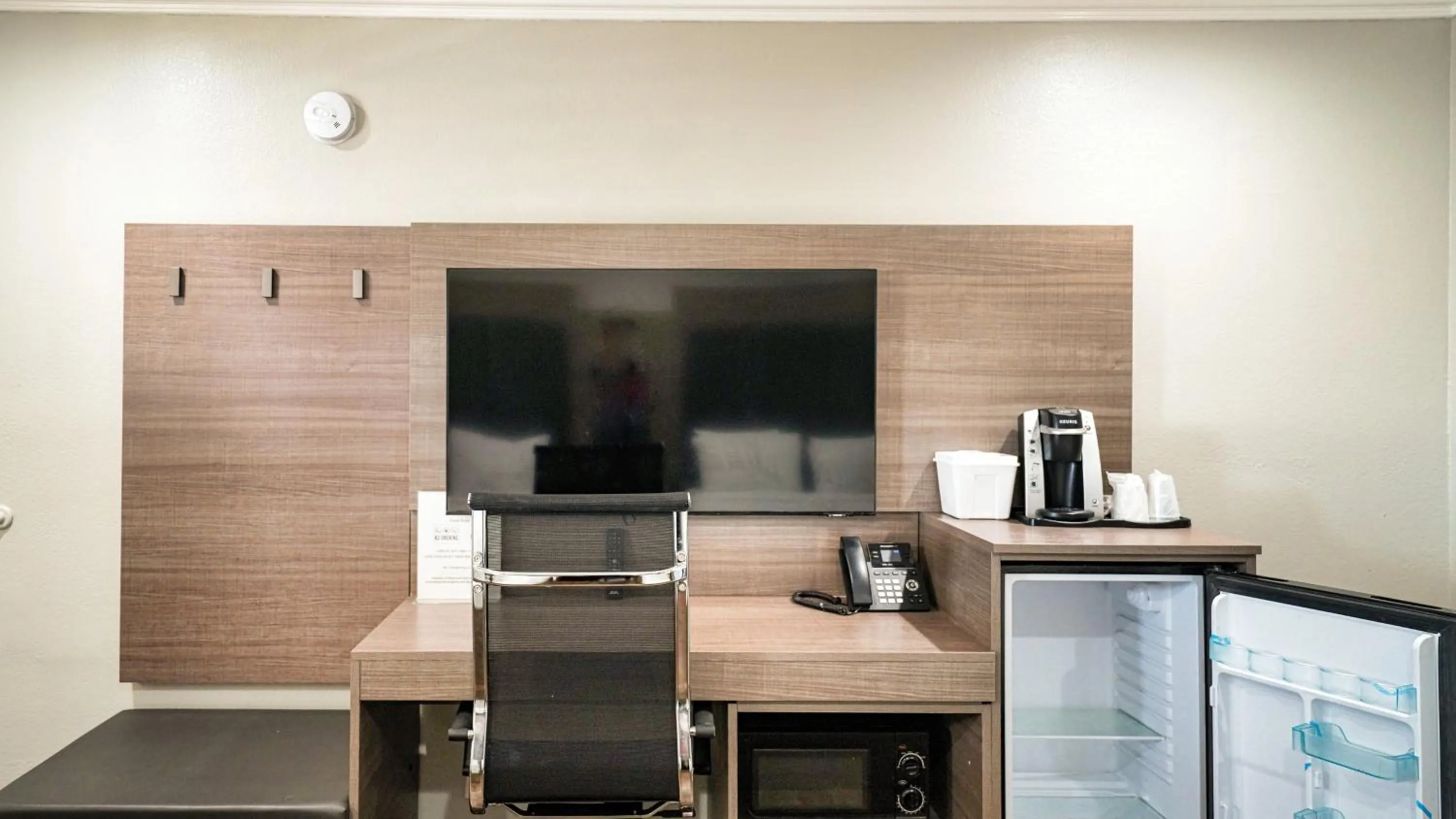 Double Room - single occupancy in Americas Best Value Inn, Antioch