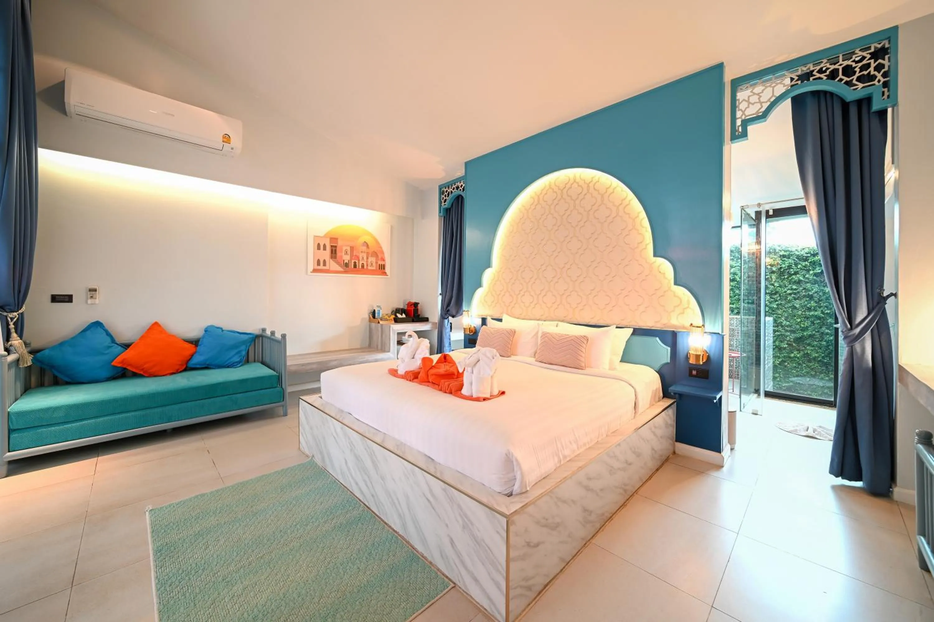 King Room with Pool View in The Kiri Villas Resort