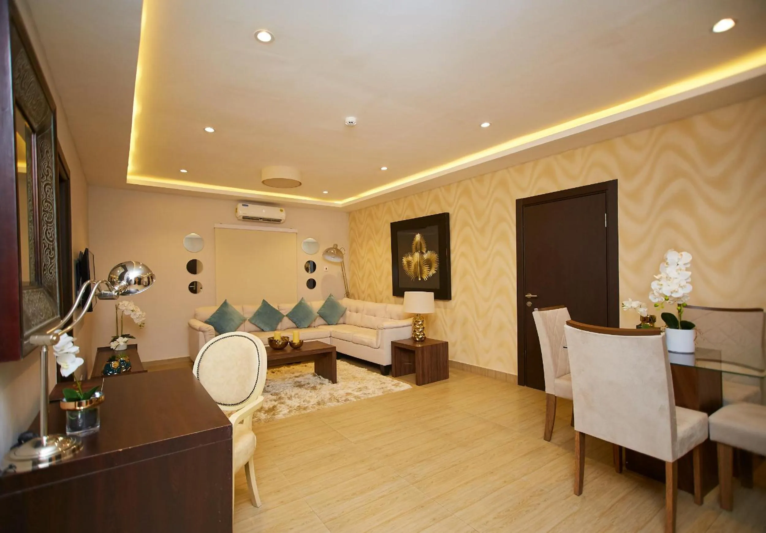 Executive Suite in The Cabin Hotel