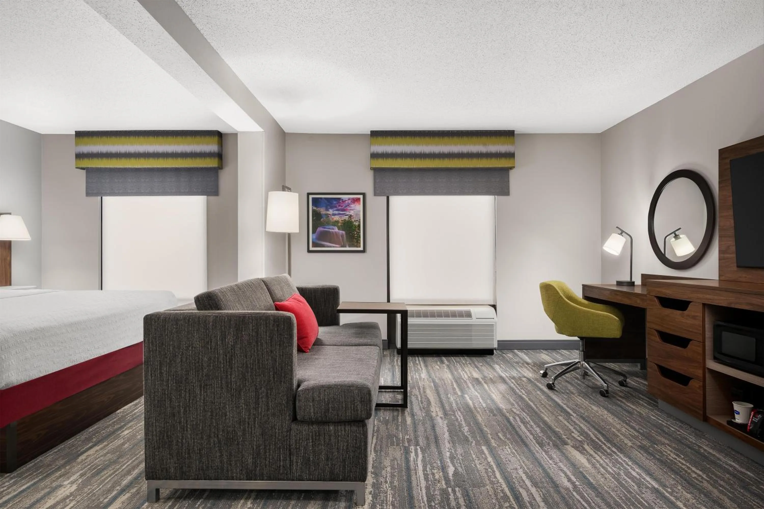 Deluxe Corner King Room in Hampton Inn Columbia Northeast-Fort Jackson Area