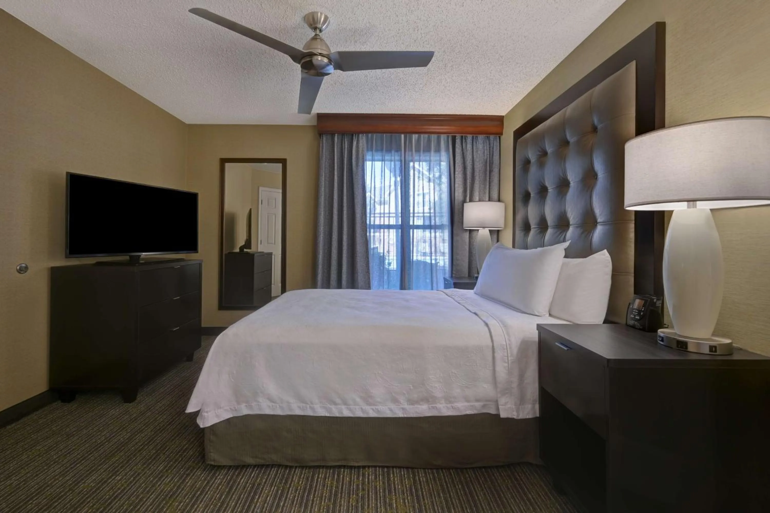 Double Suite with Bath Tub - Disability Access in Homewood Suites by Hilton Boulder