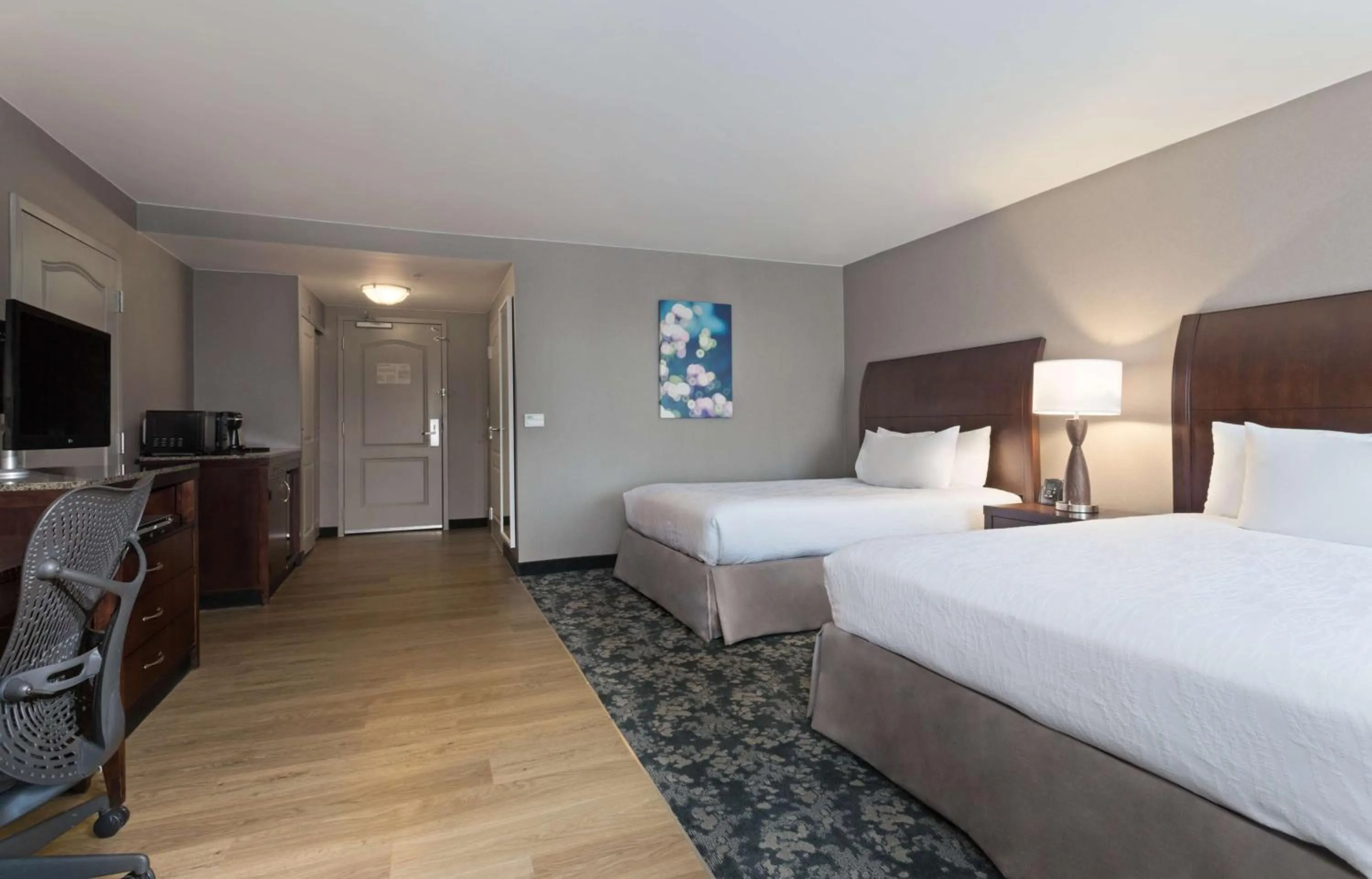 Queen Room with Two Queen Beds - Mobility Access in Hilton Garden Inn Annapolis