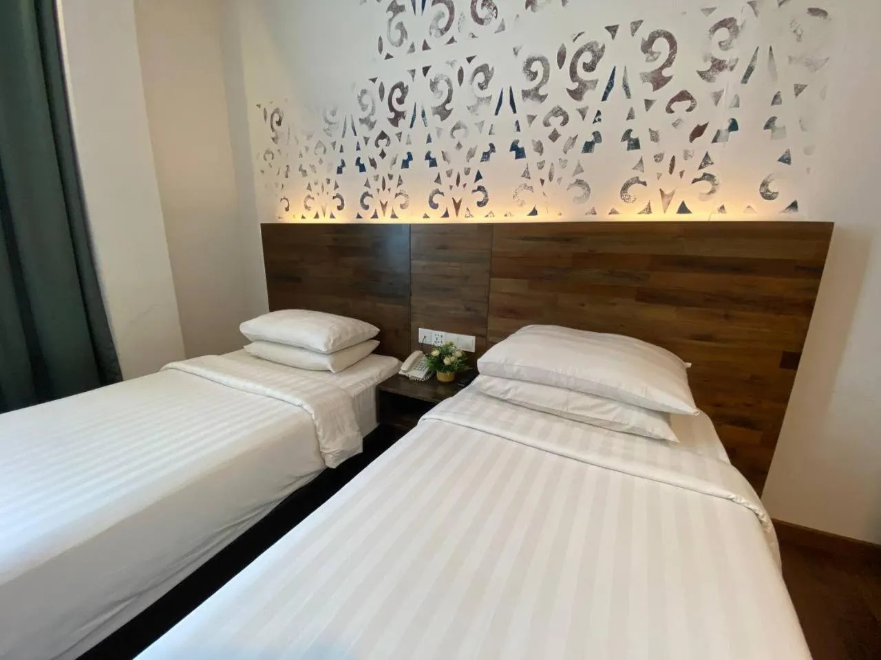 Twin Room in Serapi Hotel