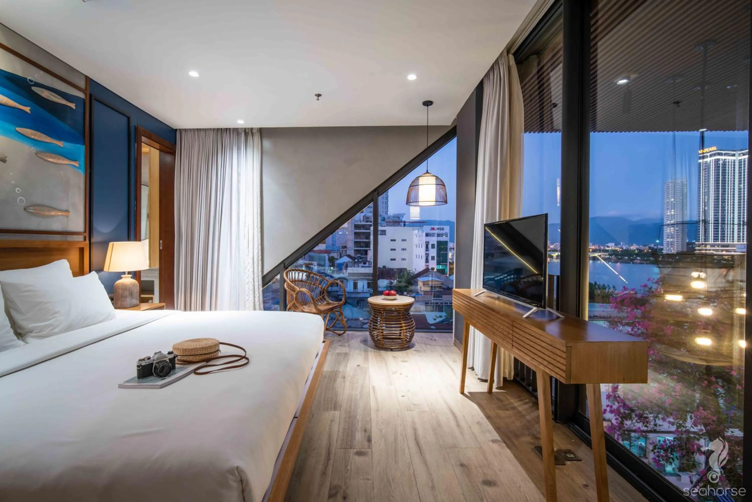 Deluxe Suite with Full River view  in Seahorse Han Market Da Nang Apartment by Haviland