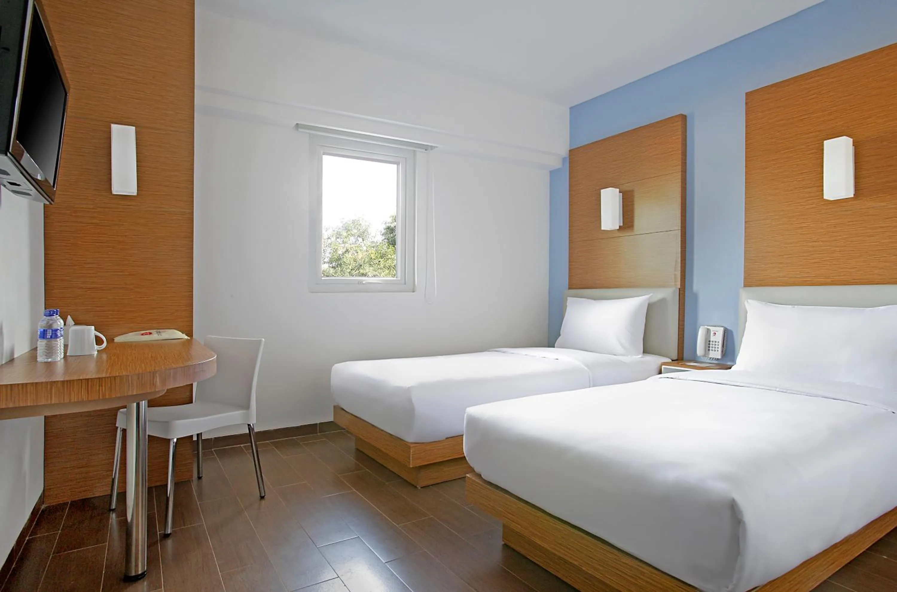 Smart Twin Room in Amaris Hotel Cirebon