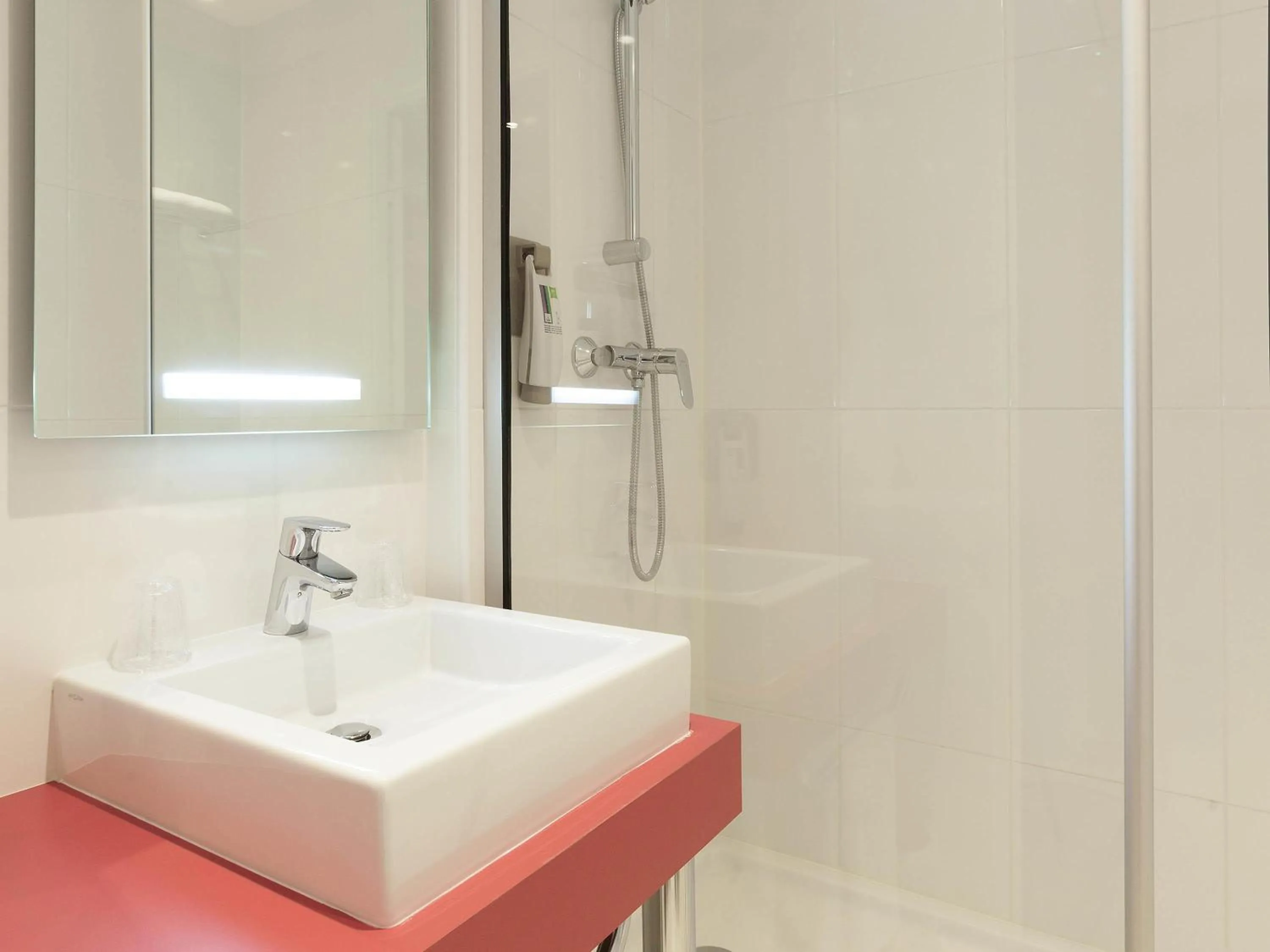 Double Room in ibis Styles Bordeaux Saint Médard