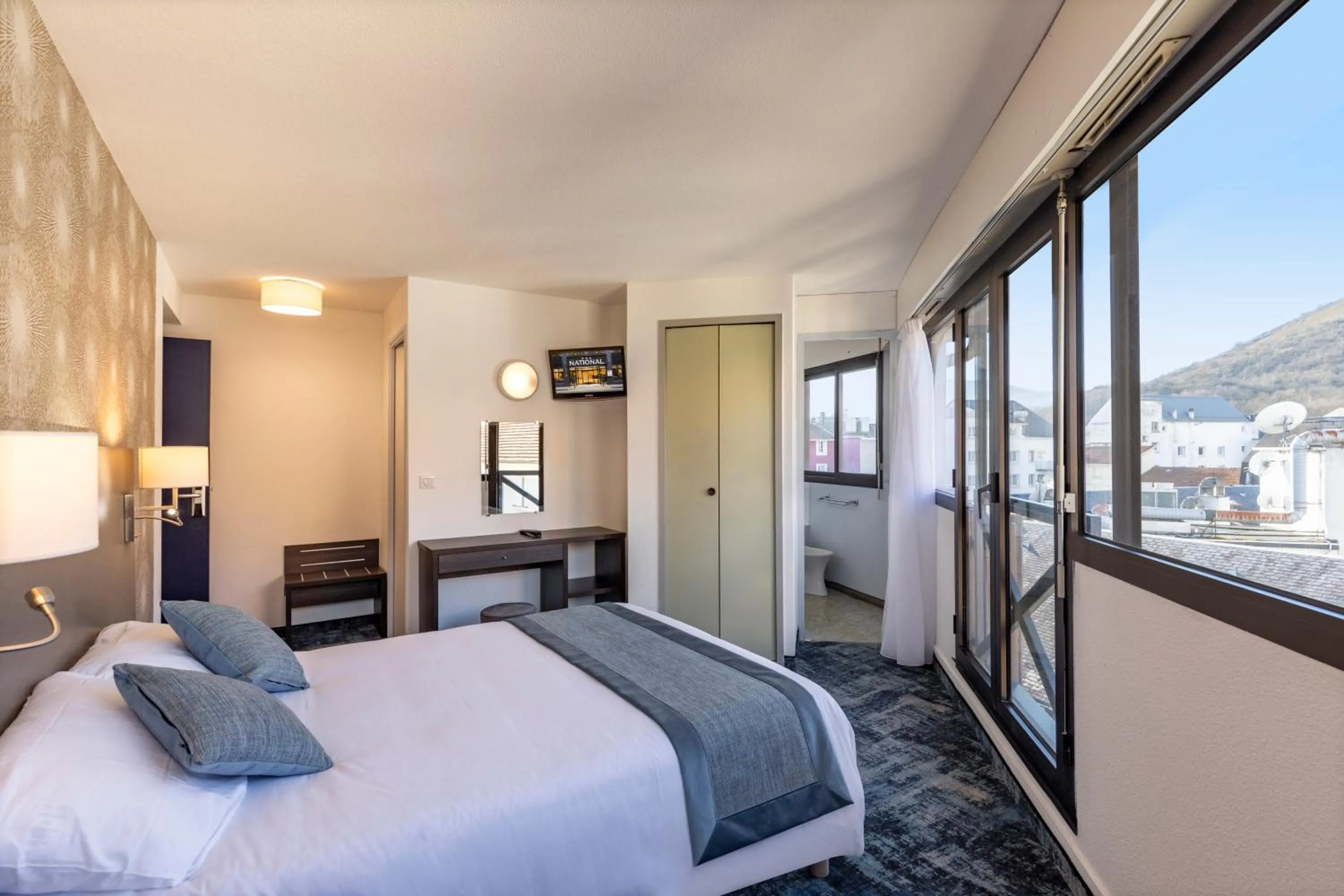 Double Room in Hôtel National