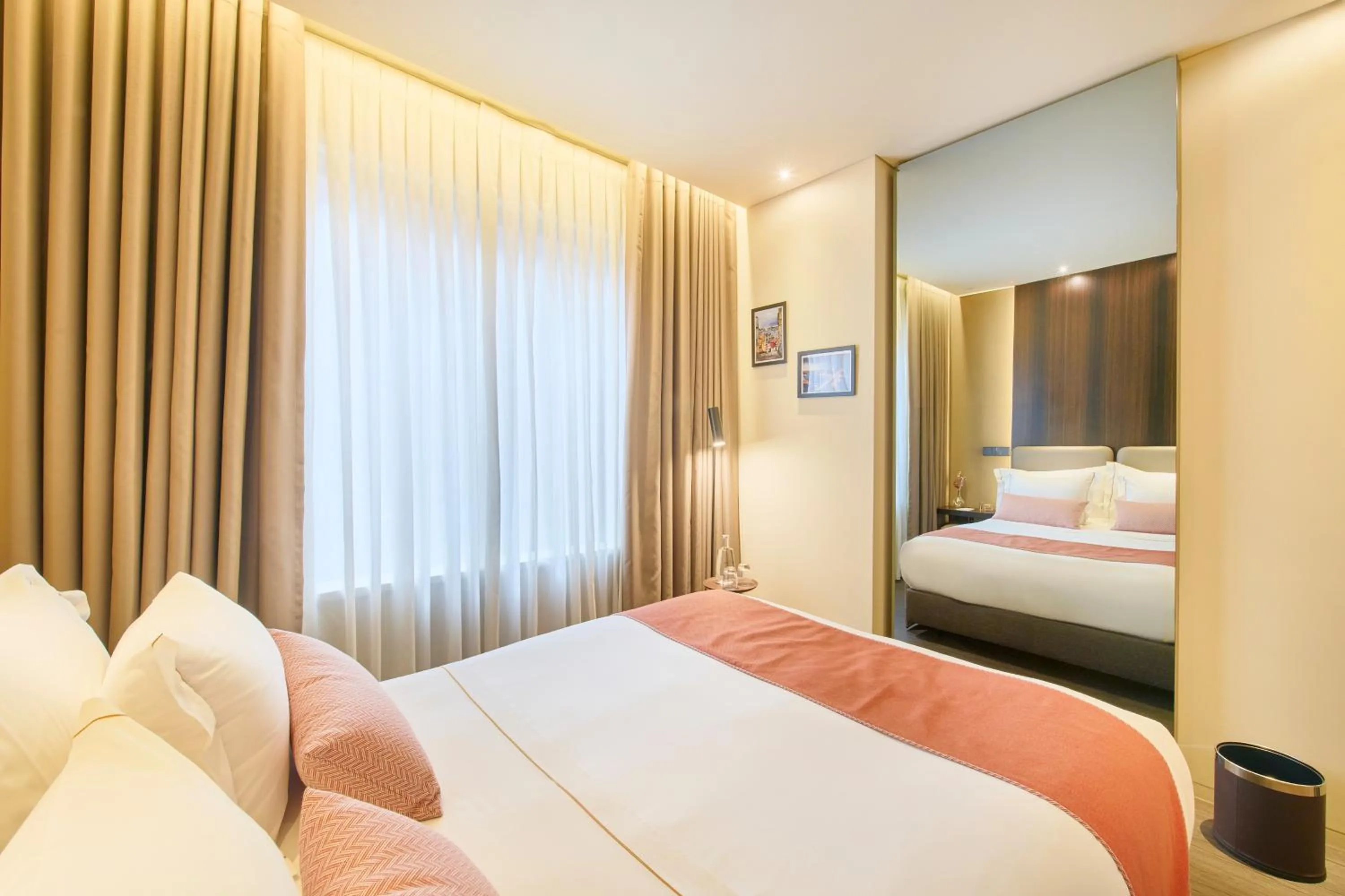 Single Room in Hotel Moon & Sun Porto