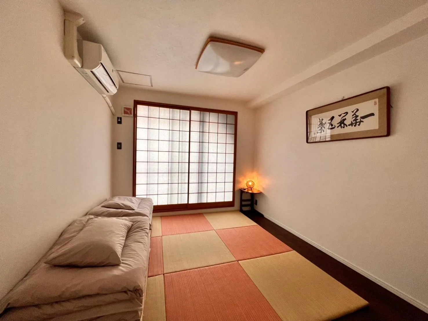 Economy Twin Room in Kyoto Guesthouse Lantern