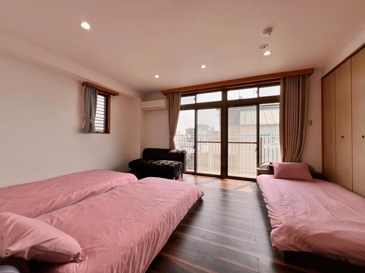 Triple Room with City View in Kyoto Guesthouse Lantern