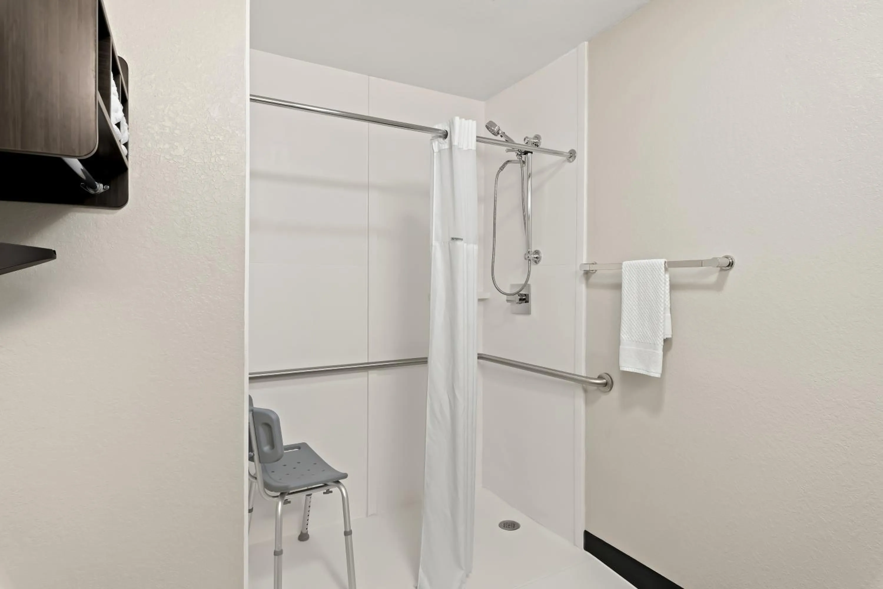 King Room - Disability Access/Non Smoking  in Quality Inn & Suites Dumas
