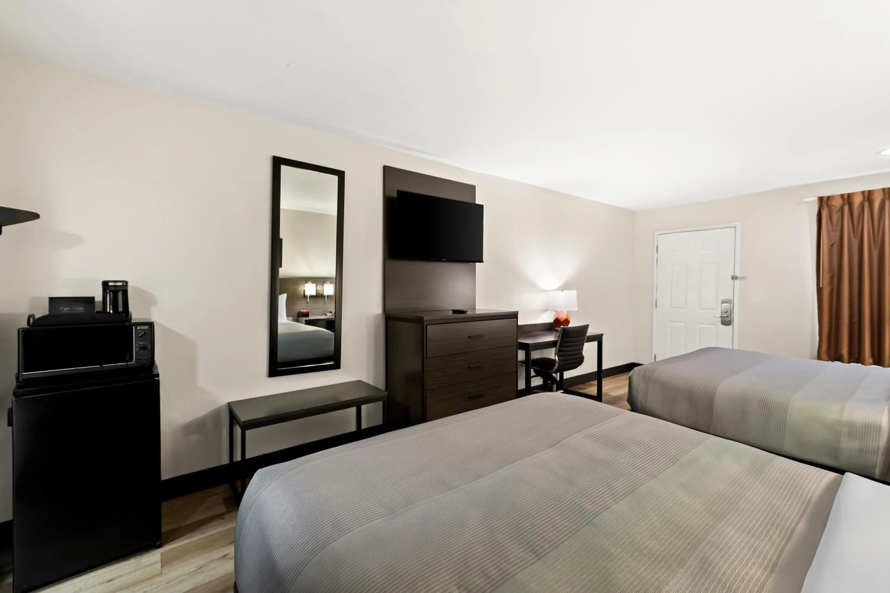 Quadruple Room in Quality Inn & Suites Dumas