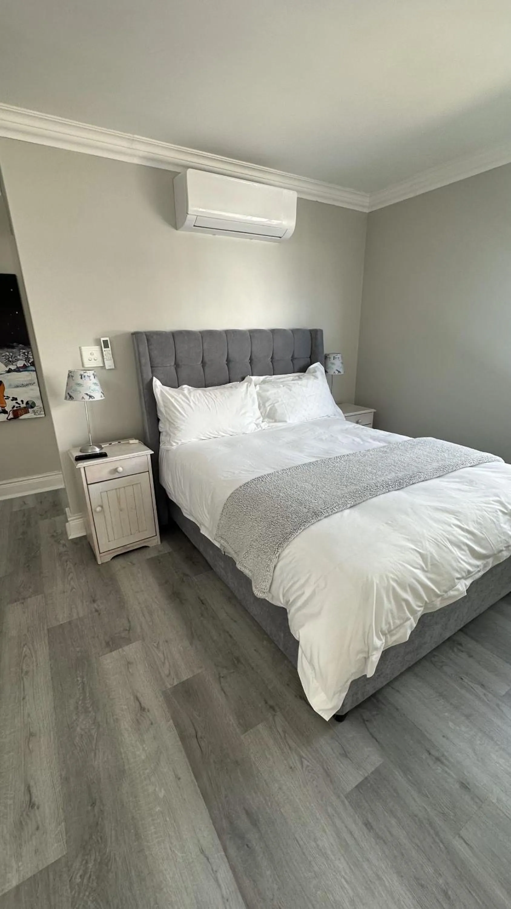 Basic Double Room in Oceansnest Guest House