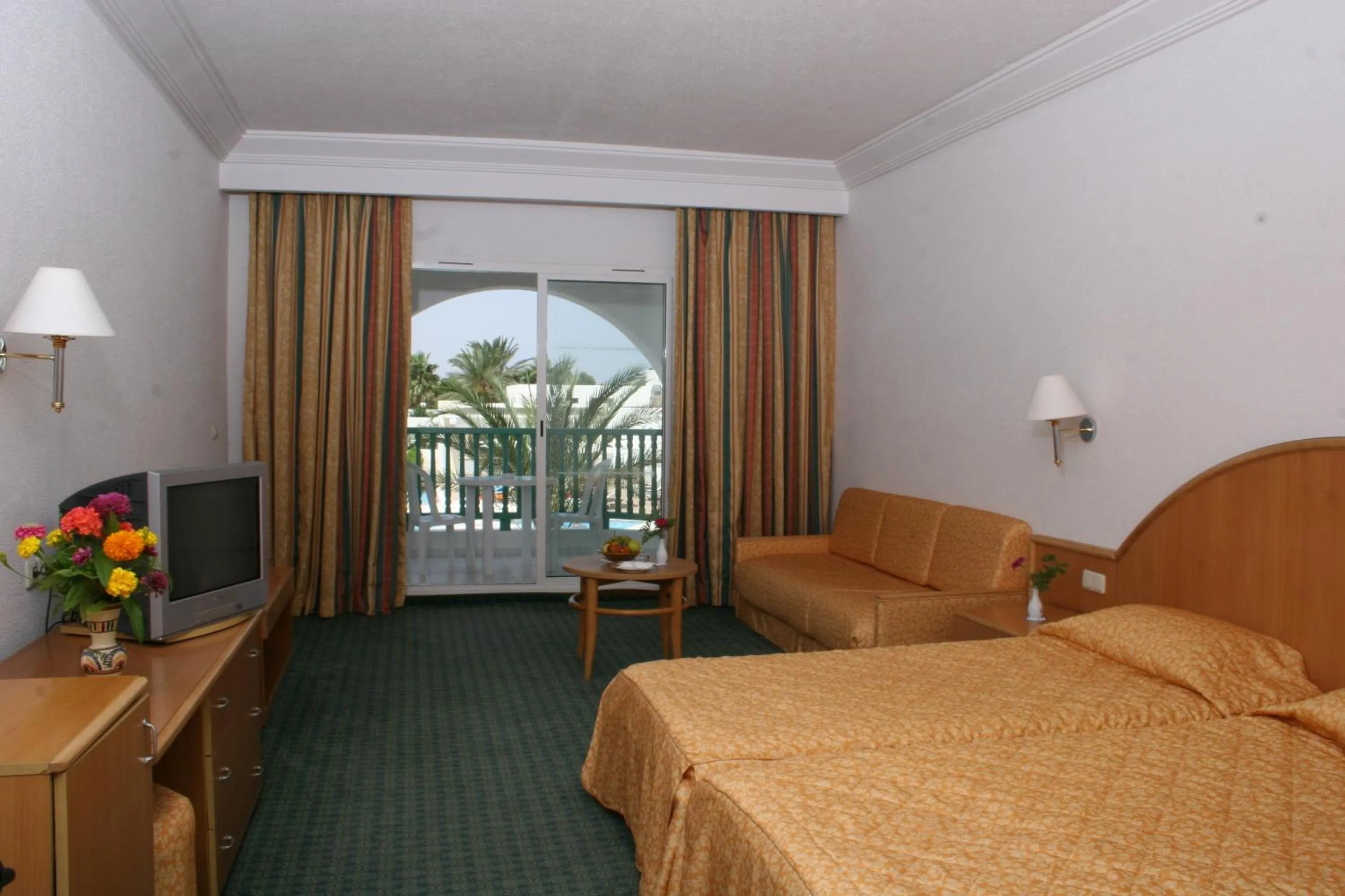 Double Room in El Mouradi Skanes