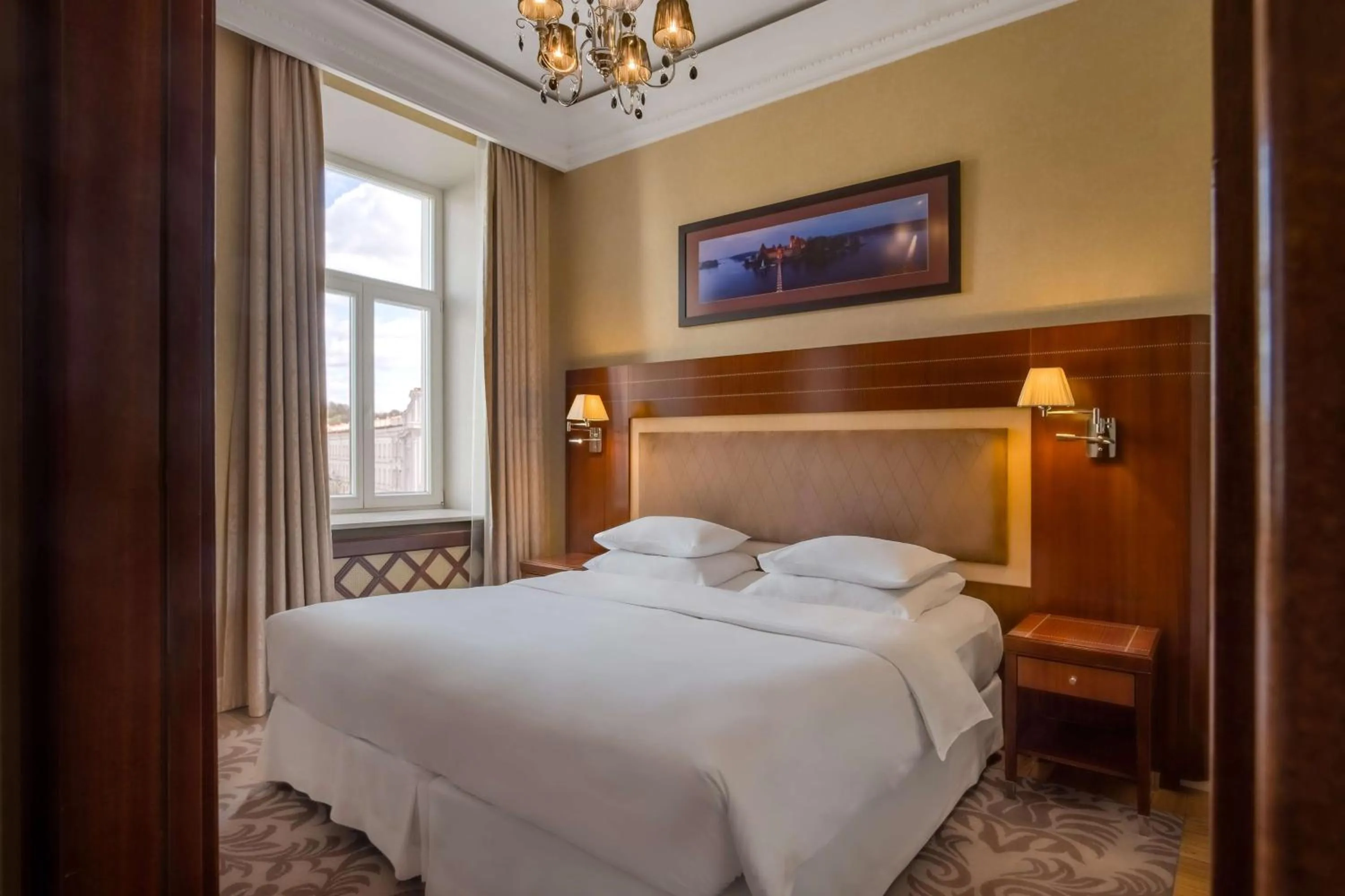 One-Bedroom King Suite with Balcony in Grand Hotel Kempinski Vilnius