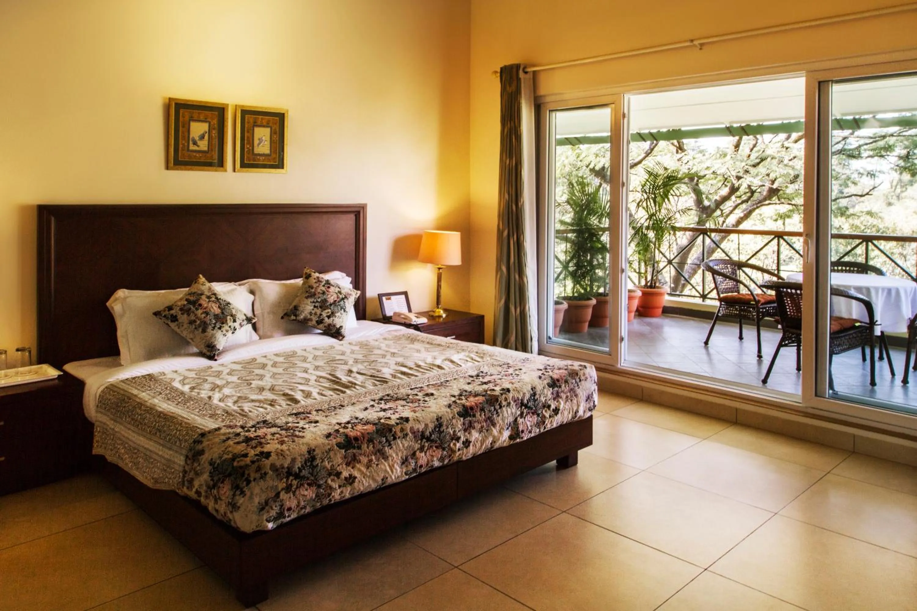 Super Deluxe Room - single occupancy in Lamrin Norwood Green Palampur, Himachal Pradesh