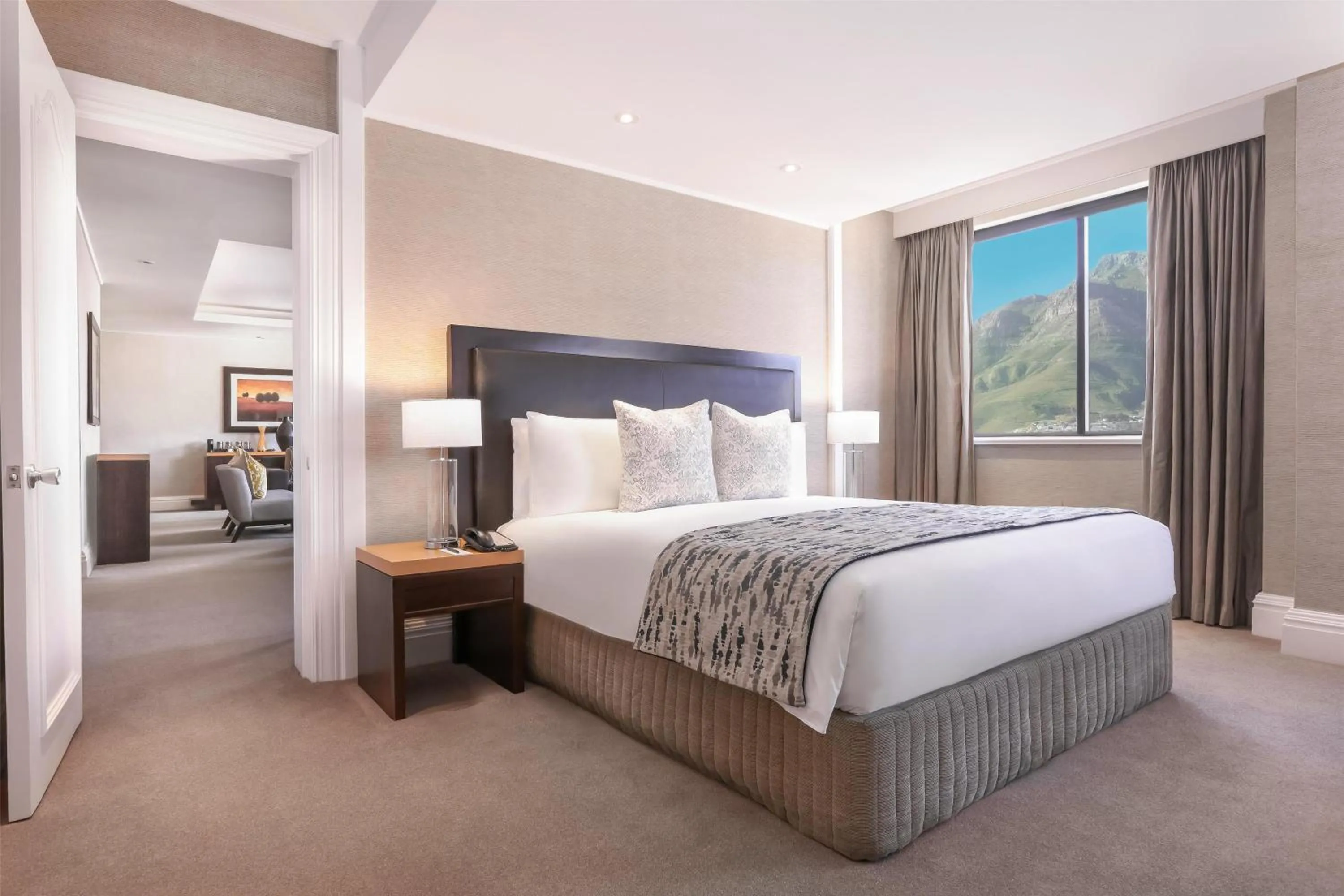 Presidential Suite in Southern Sun Cape Sun