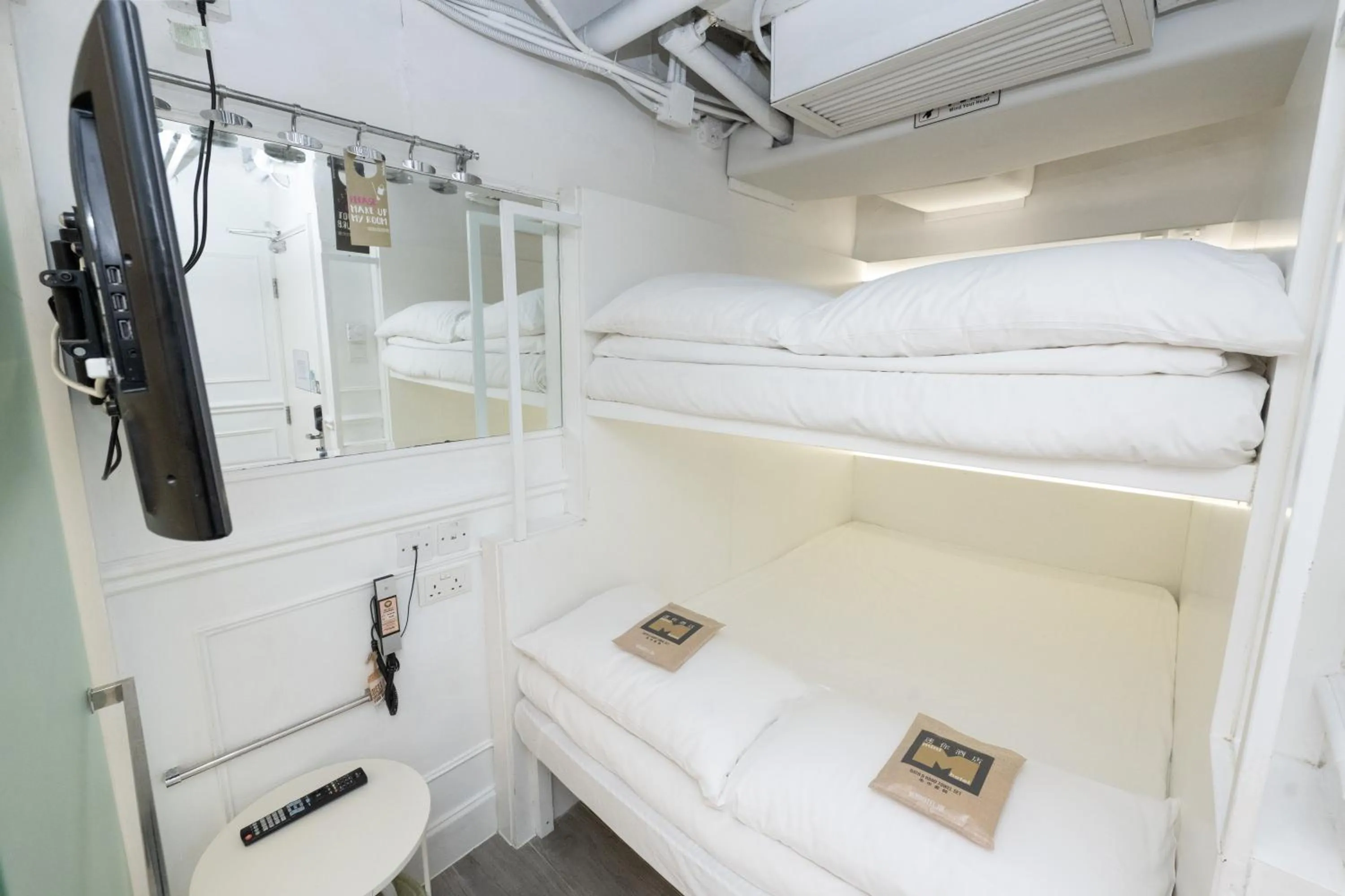 Mini Quadruple Room in Mini Hotel Causeway Bay